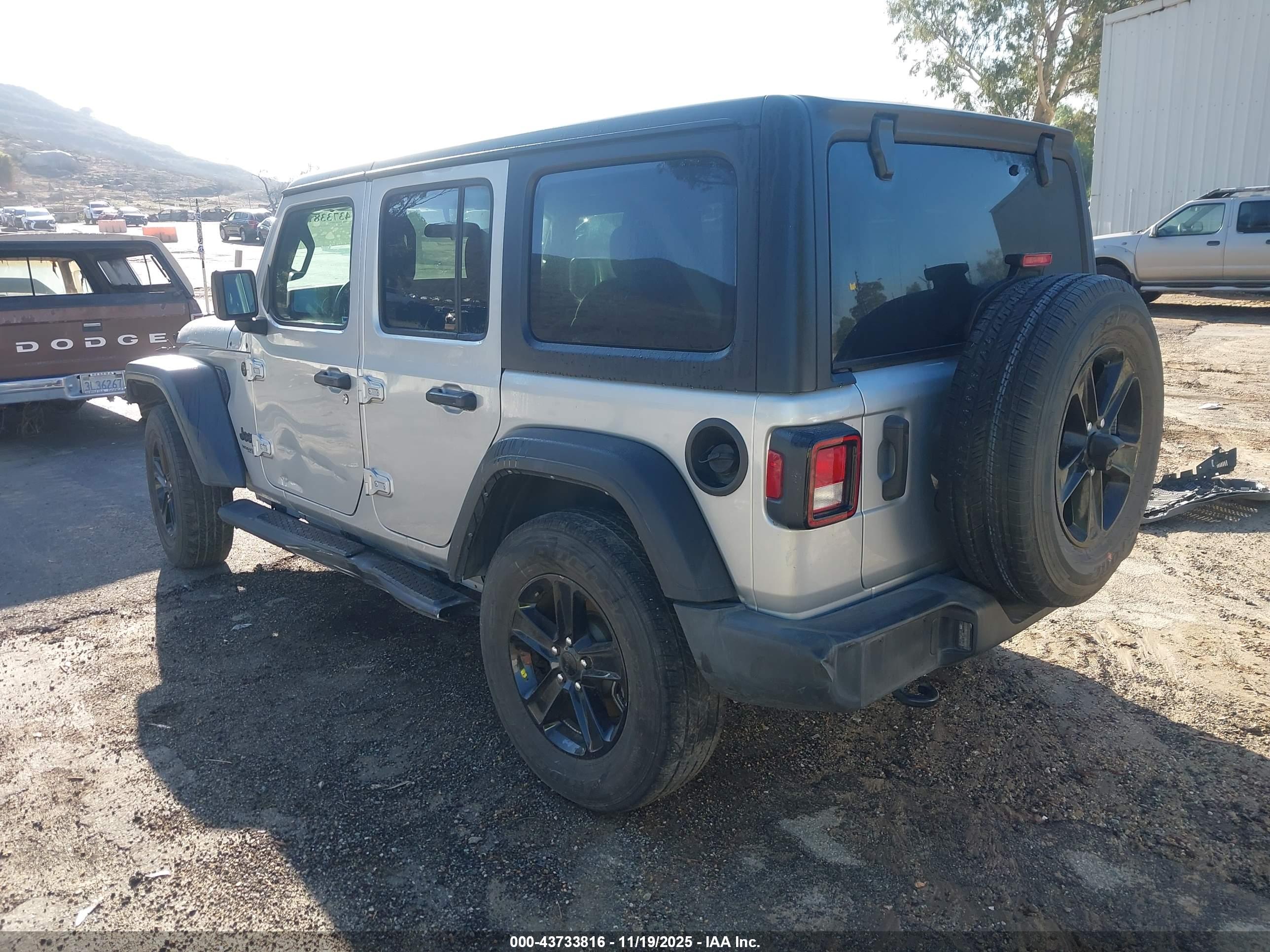 JEEP WRANGLER image 3