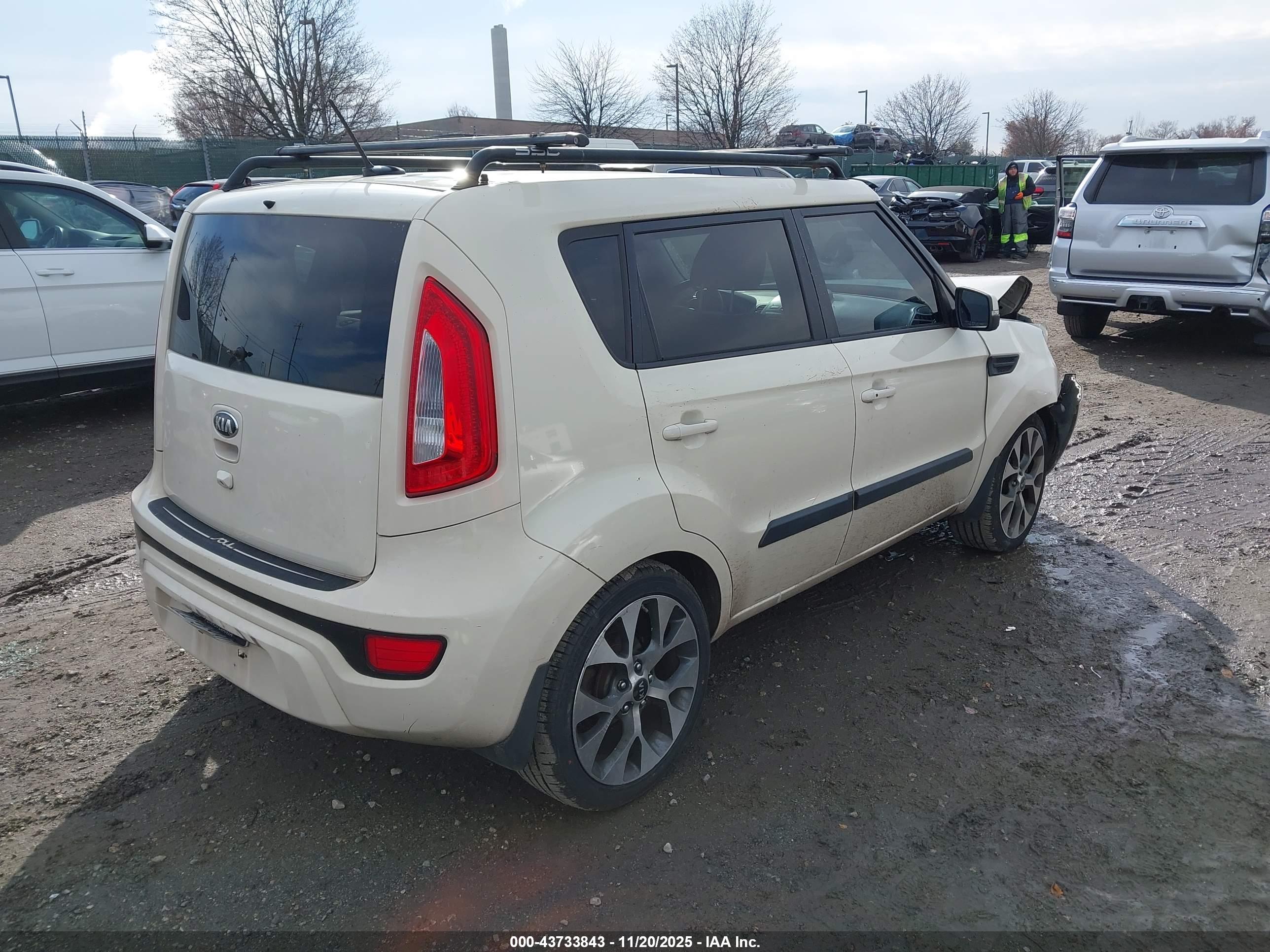 KIA SOUL image 4