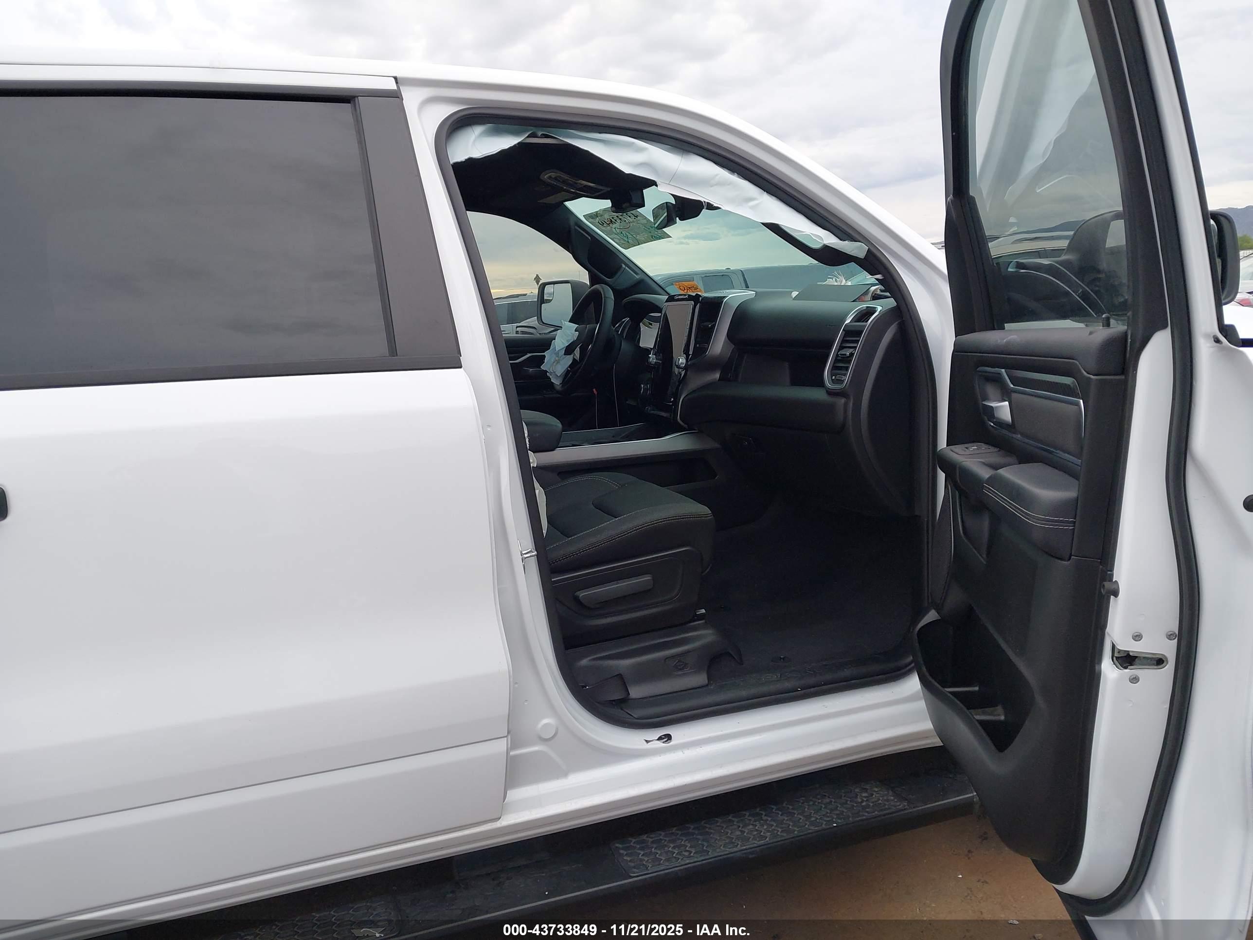 RAM 1500 image 5