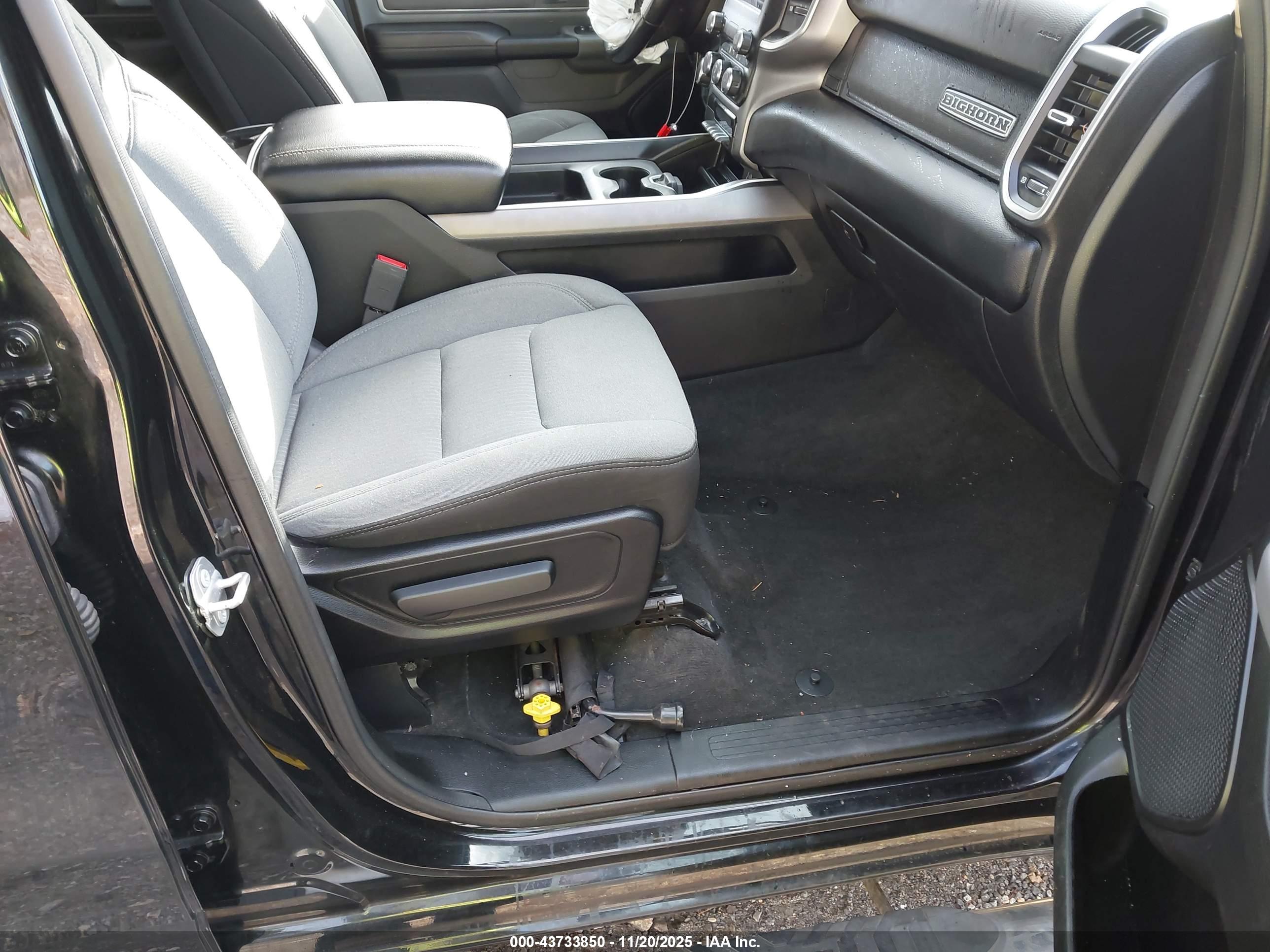 RAM 1500 image 5