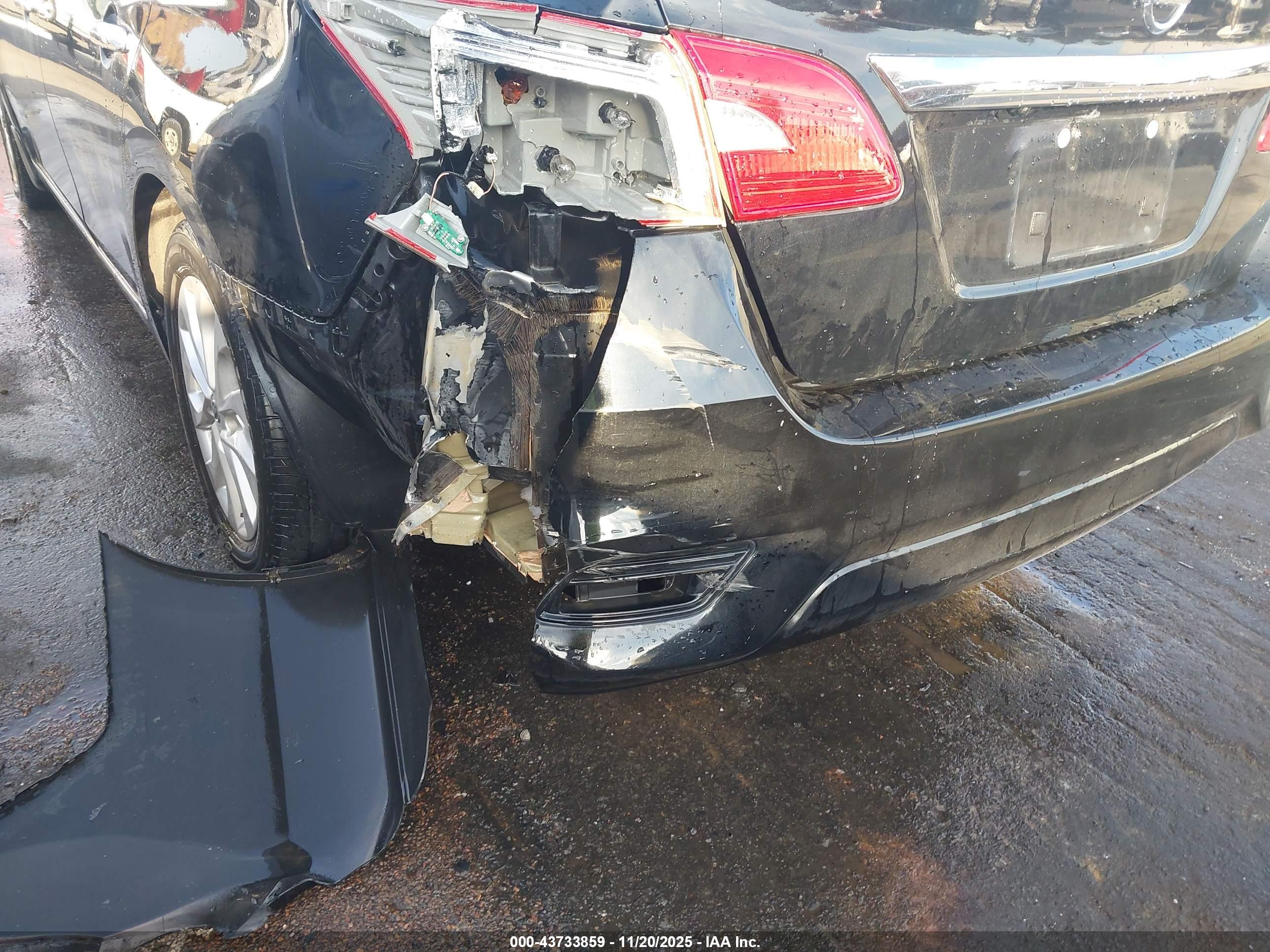 NISSAN SENTRA image 6