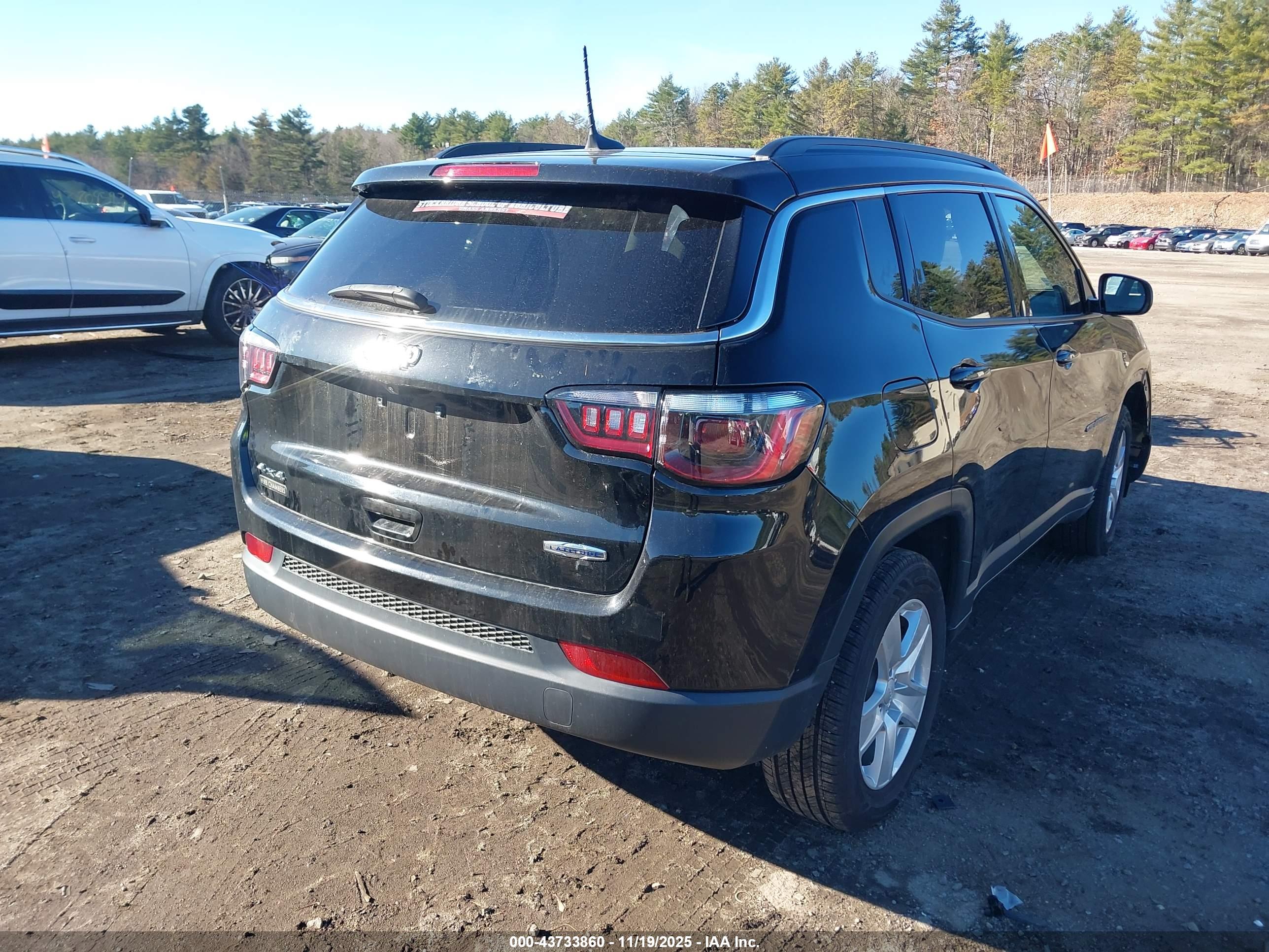 JEEP COMPASS image 4