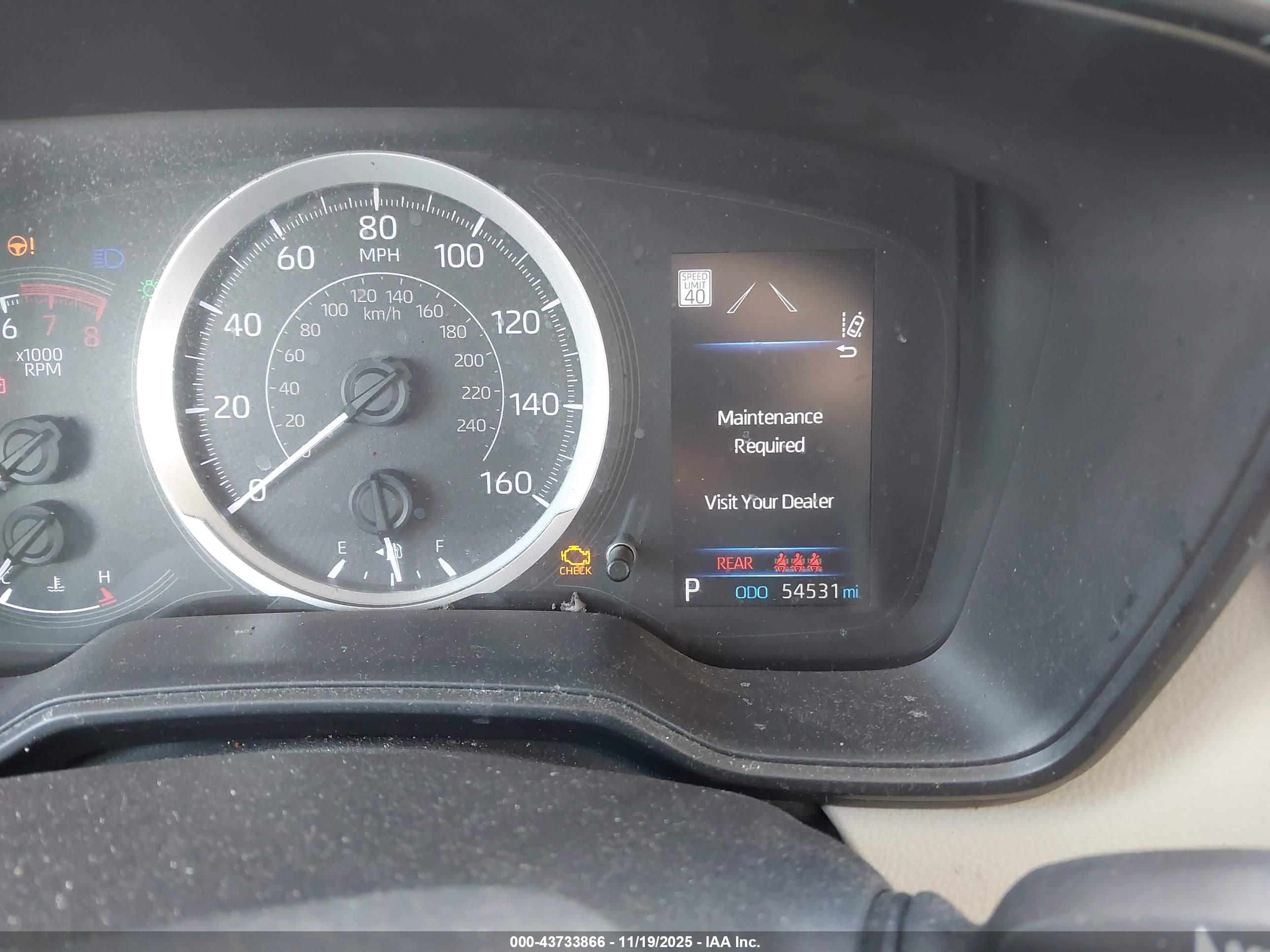 TOYOTA COROLLA image 7