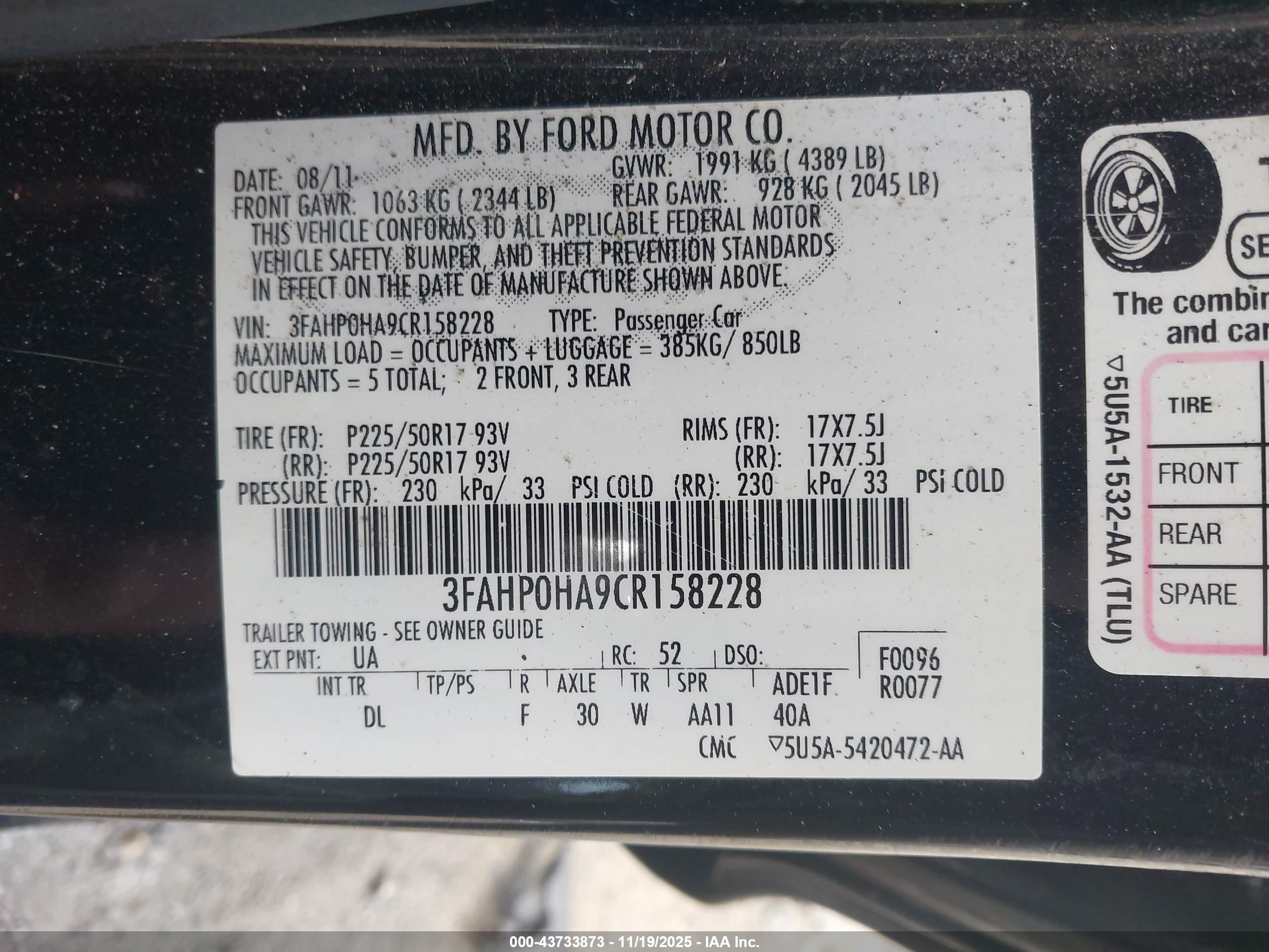 FORD FUSION image 9