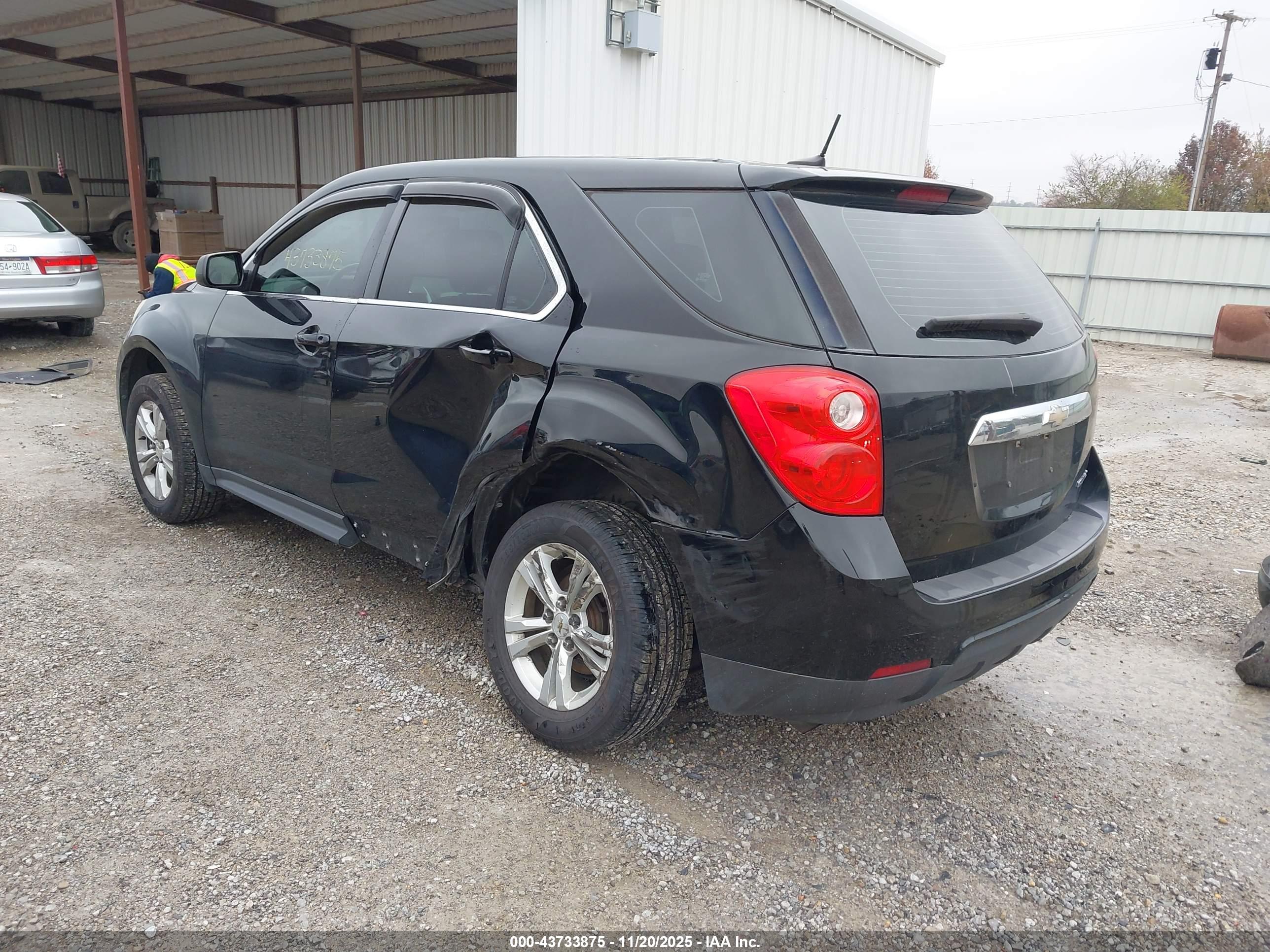 CHEVROLET EQUINOX image 3