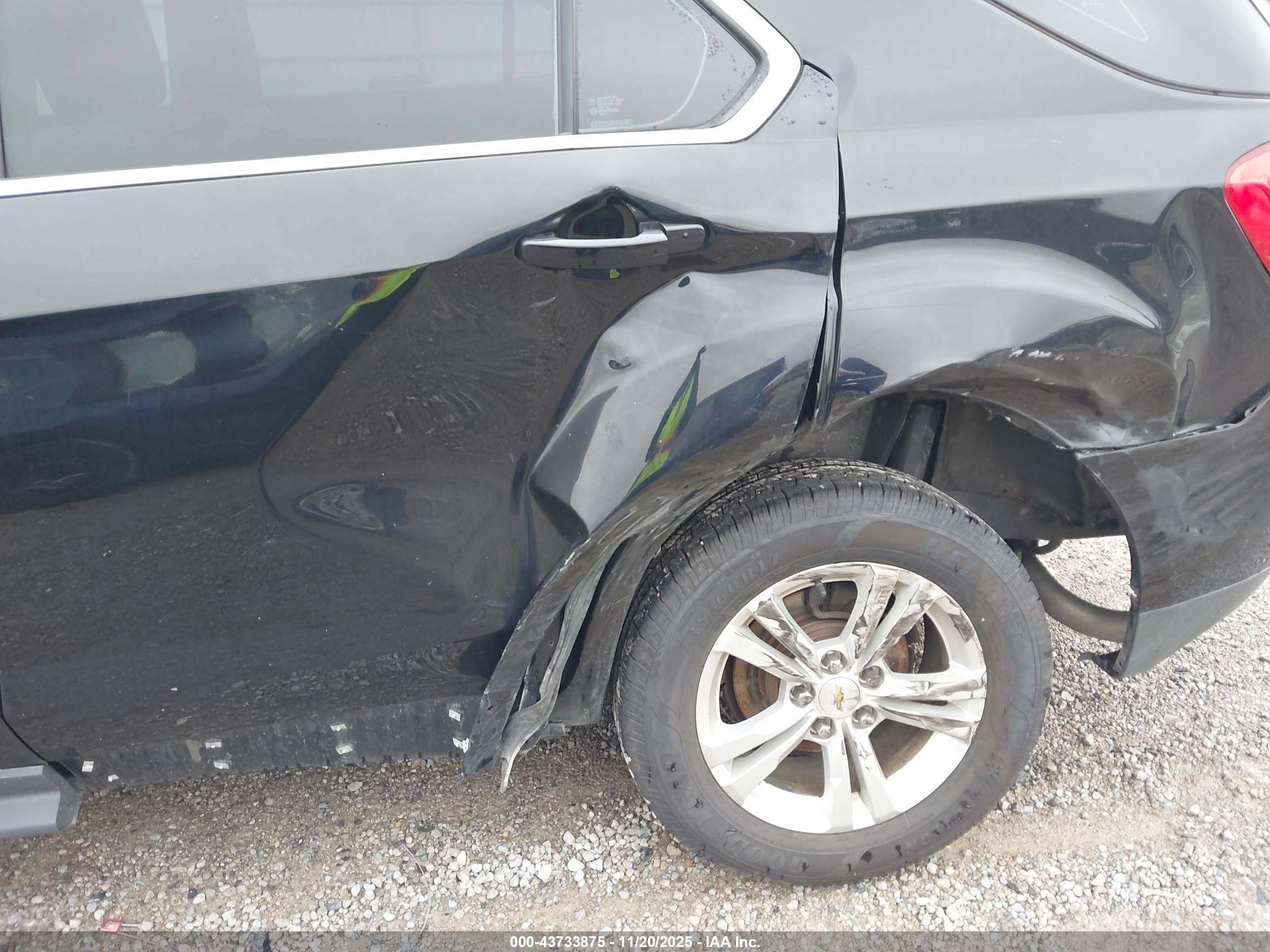 CHEVROLET EQUINOX image 6