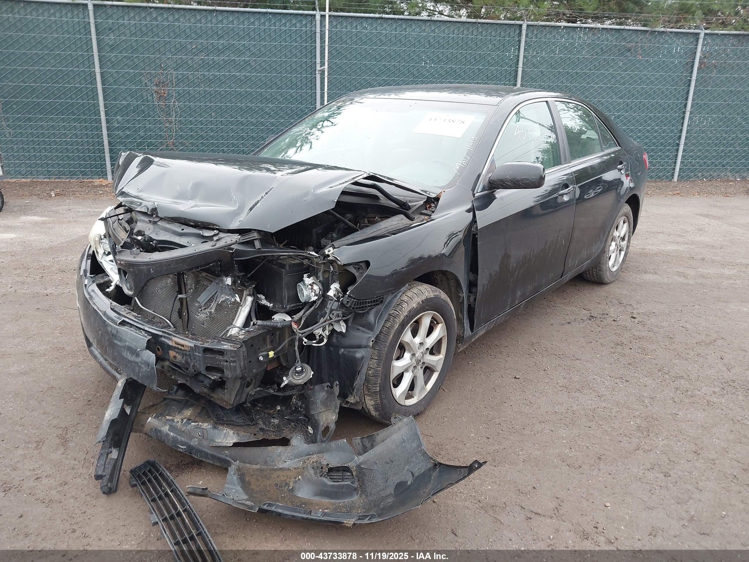TOYOTA CAMRY image 6