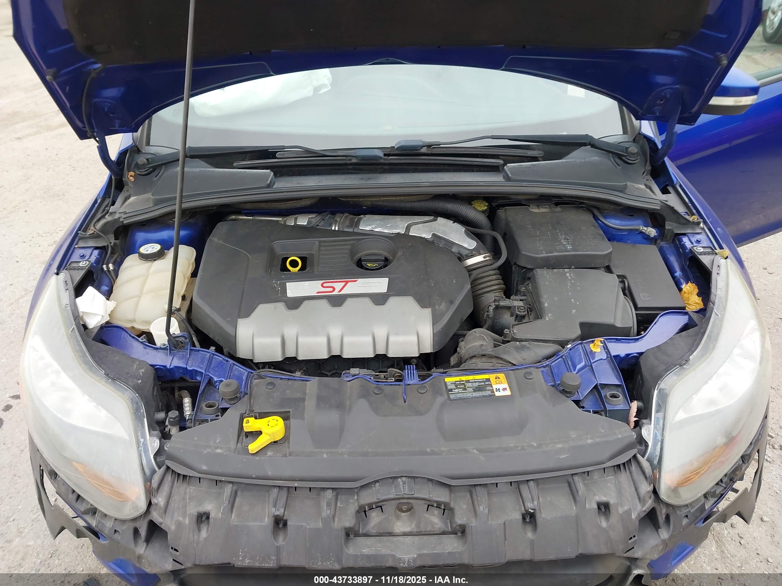 FORD FOCUS image 10