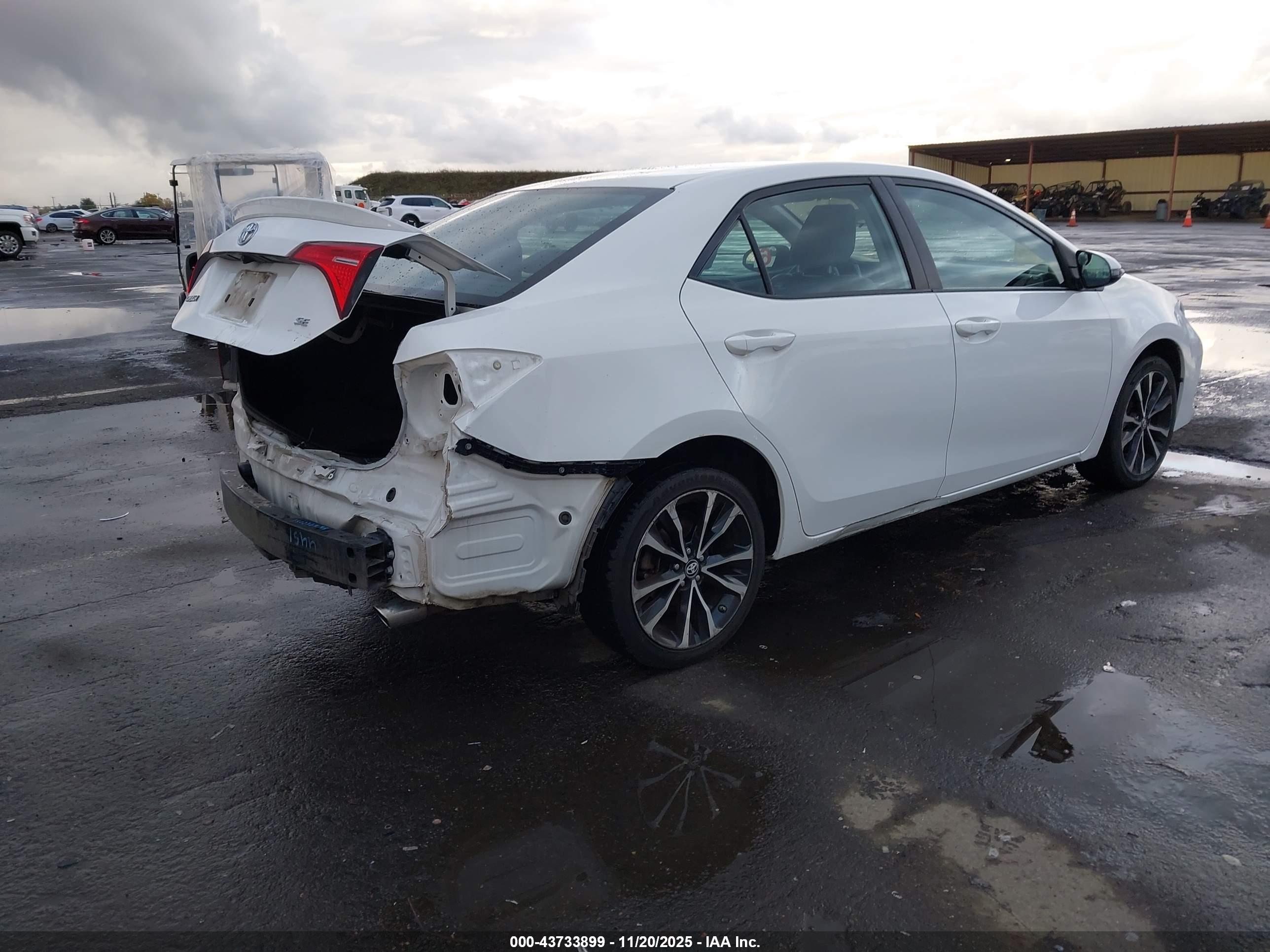 TOYOTA COROLLA image 4