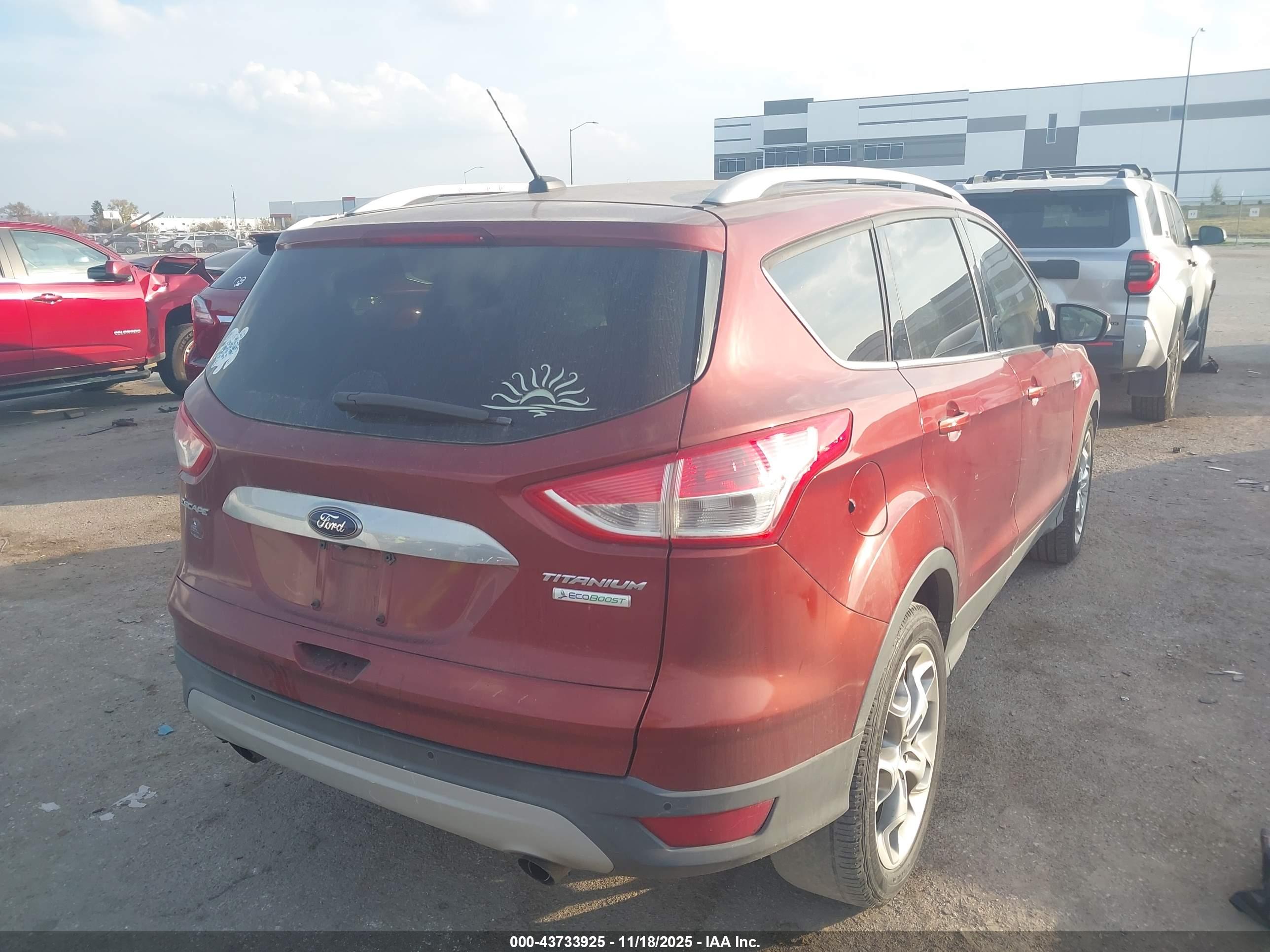 FORD ESCAPE image 4