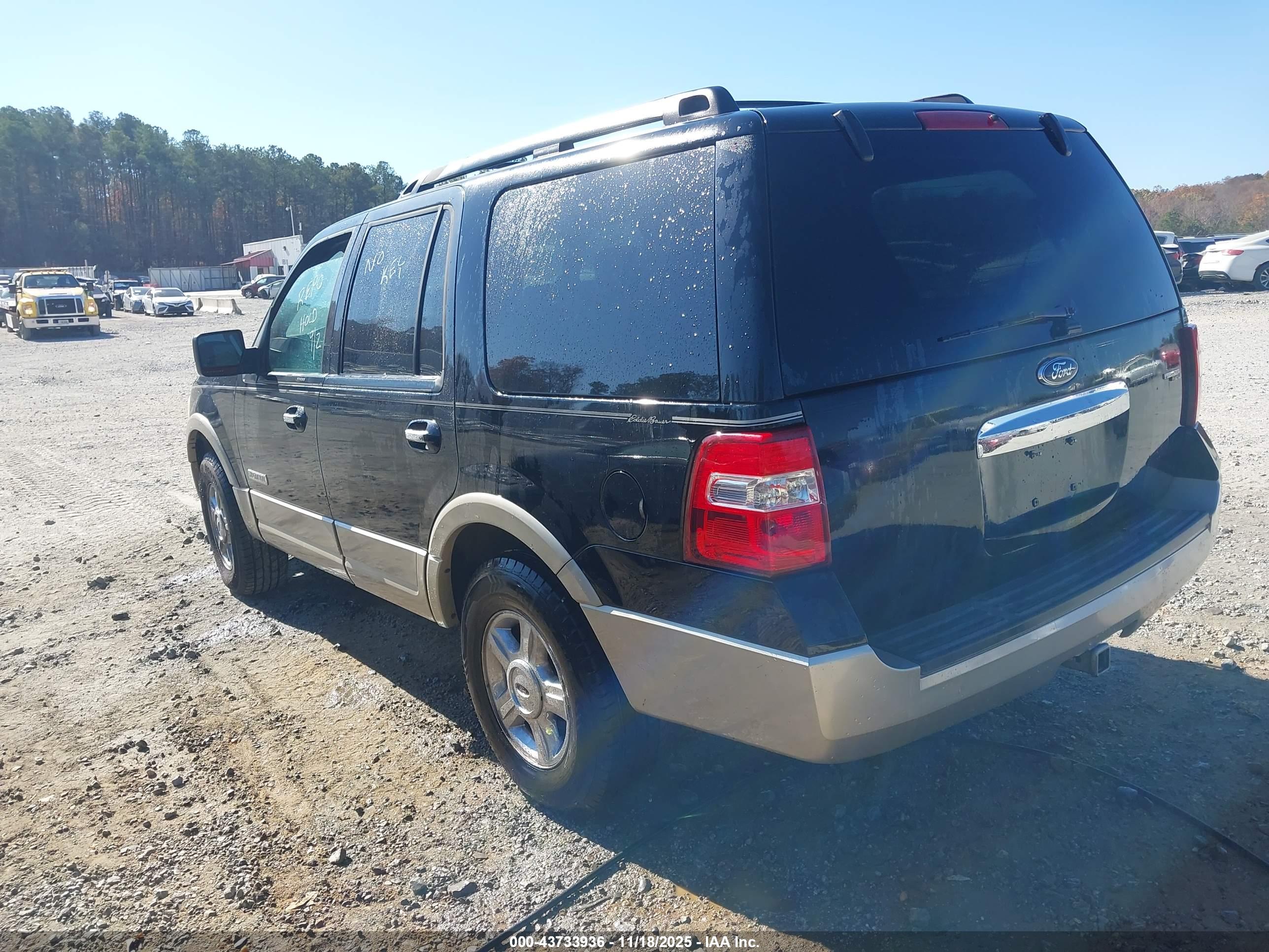 FORD EXPEDITION image 3