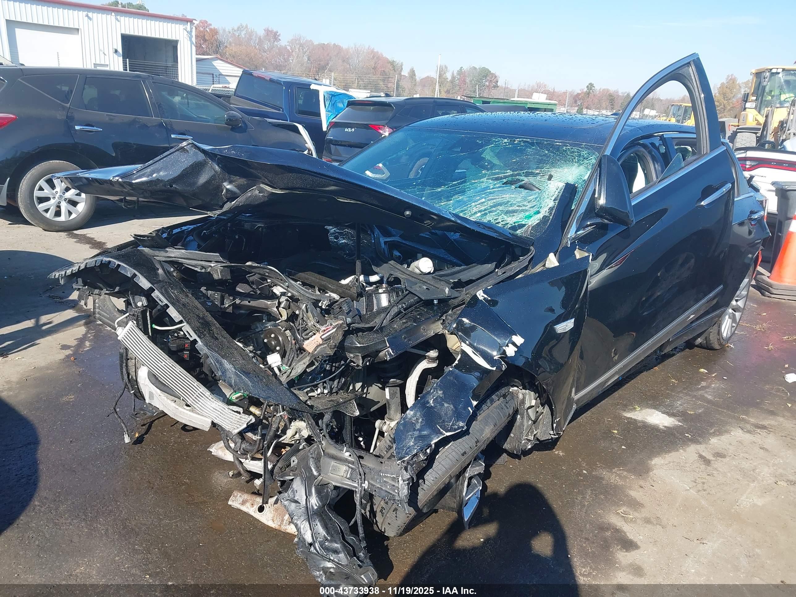 CADILLAC CT6 image 2