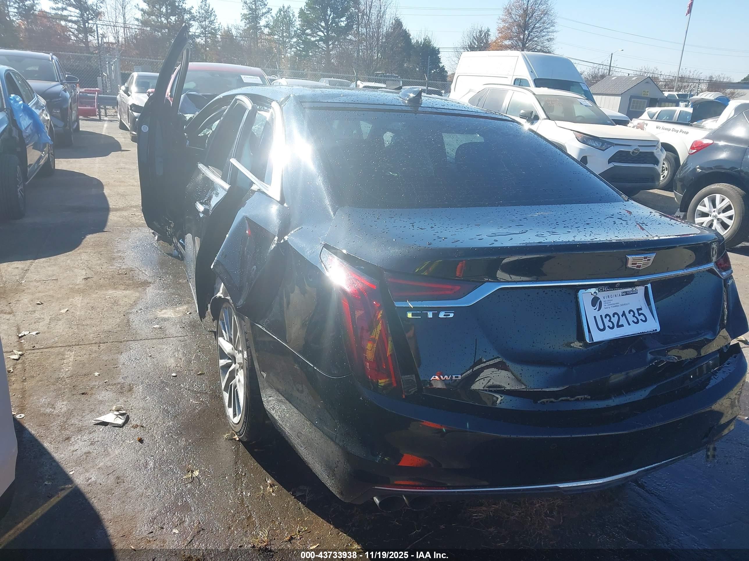 CADILLAC CT6 image 3