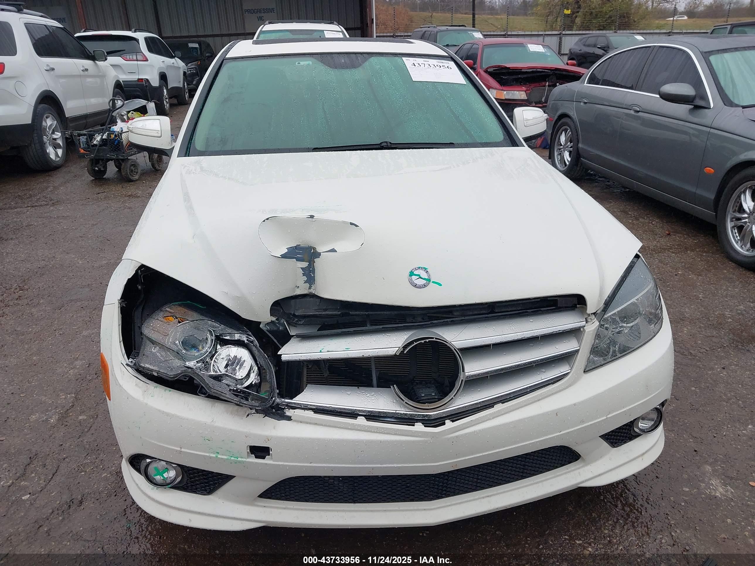 MERCEDES-BENZ C image 6
