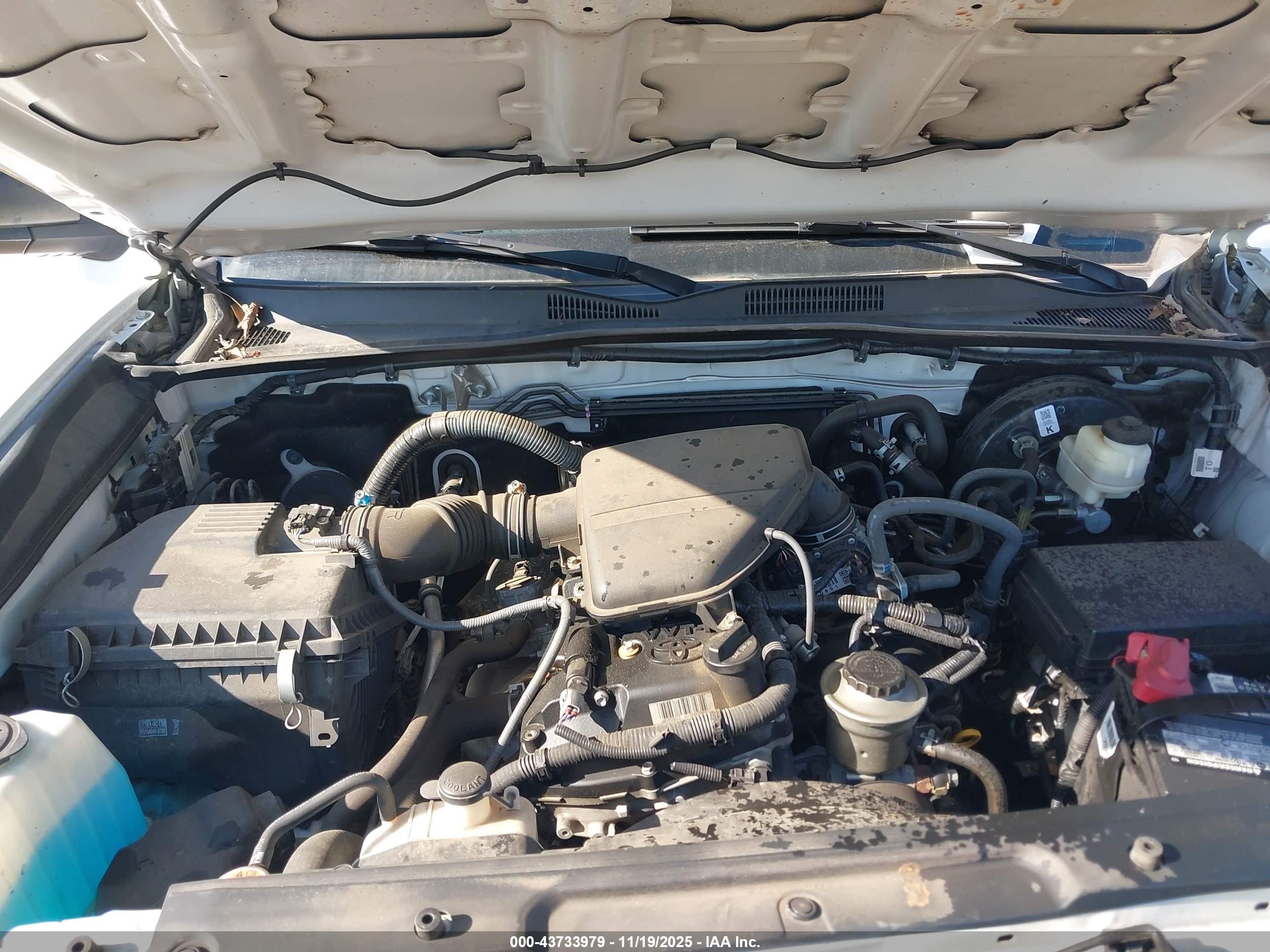 TOYOTA TACOMA image 10