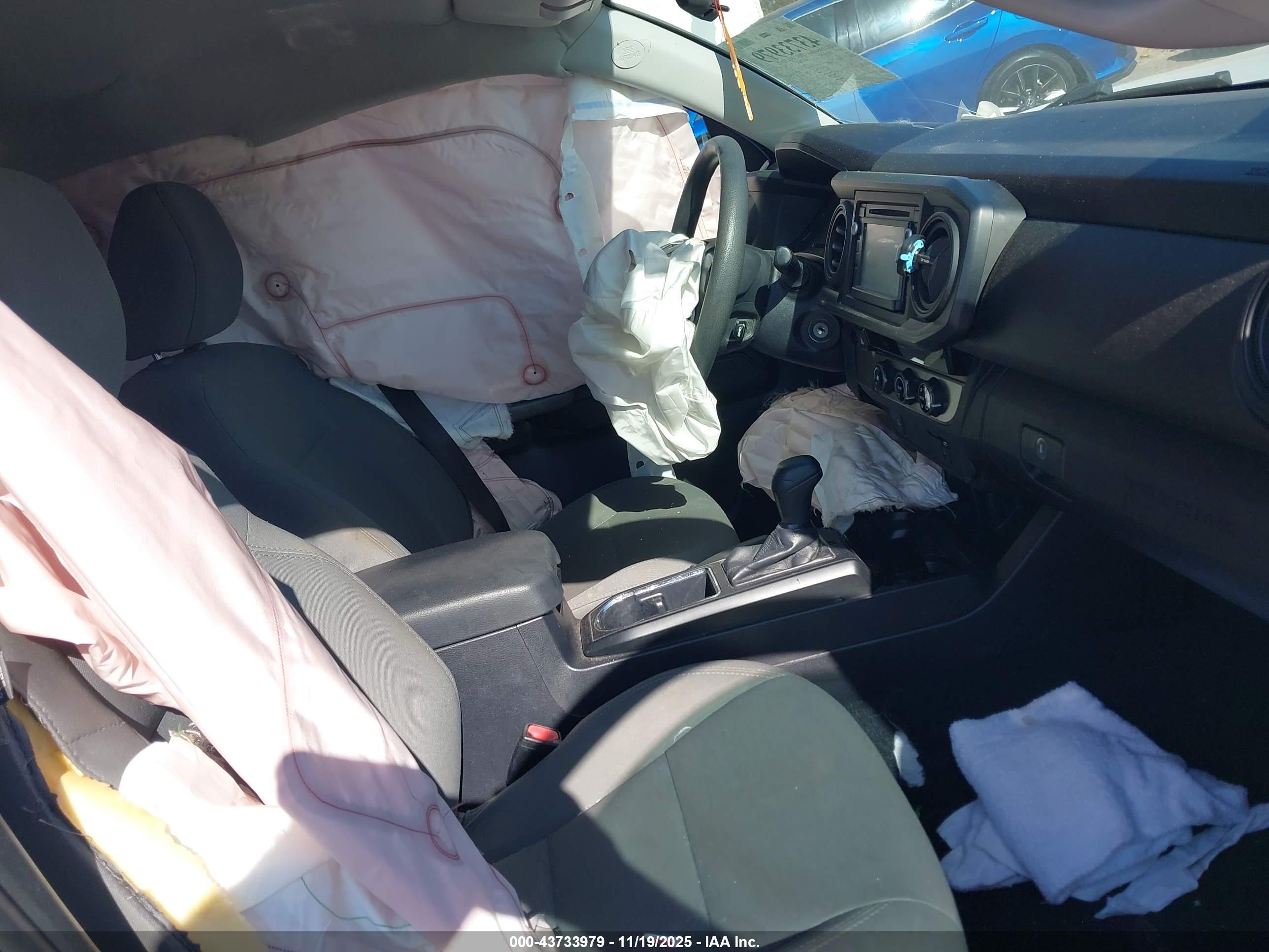 TOYOTA TACOMA image 5