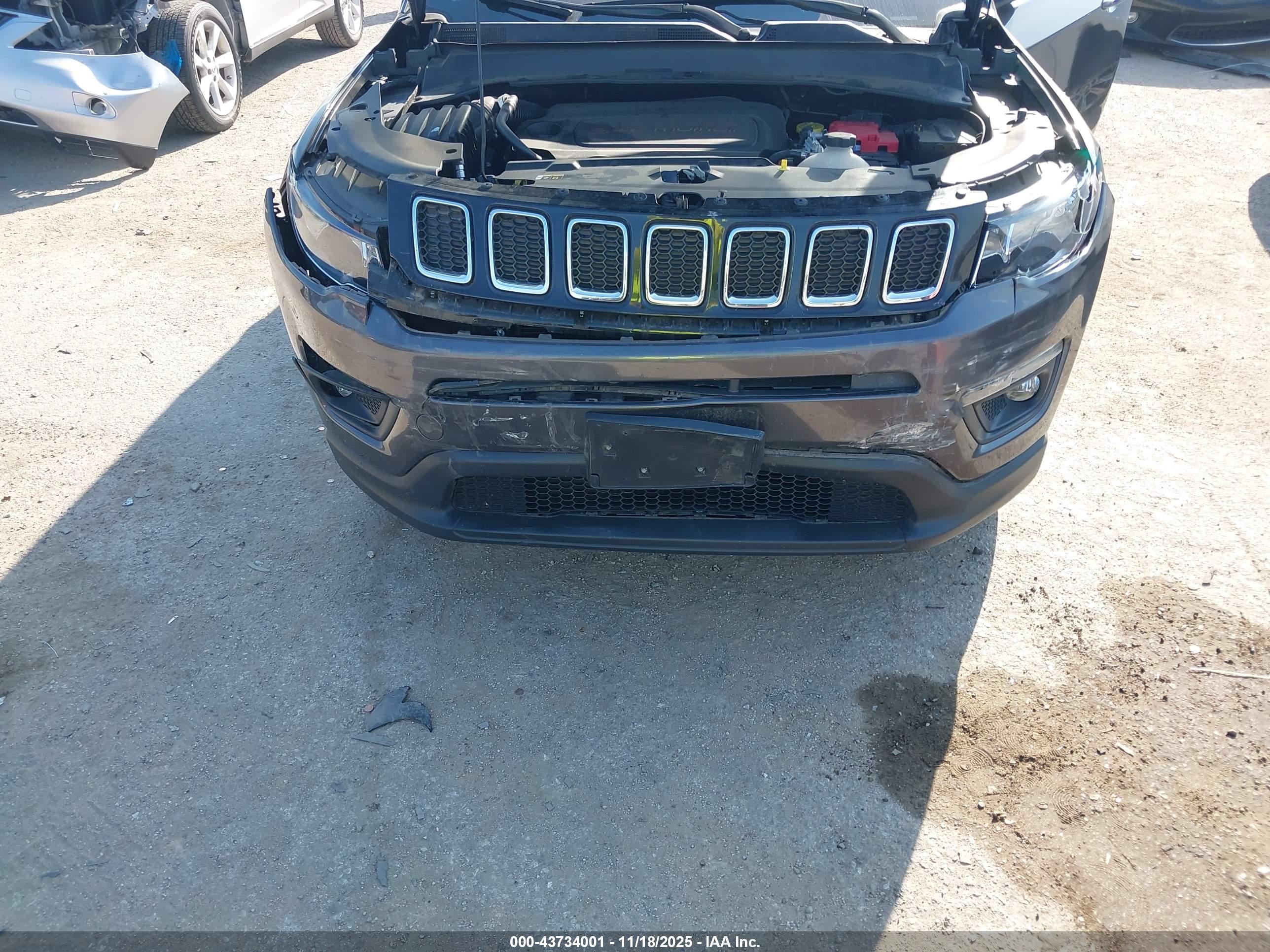 JEEP COMPASS image 6