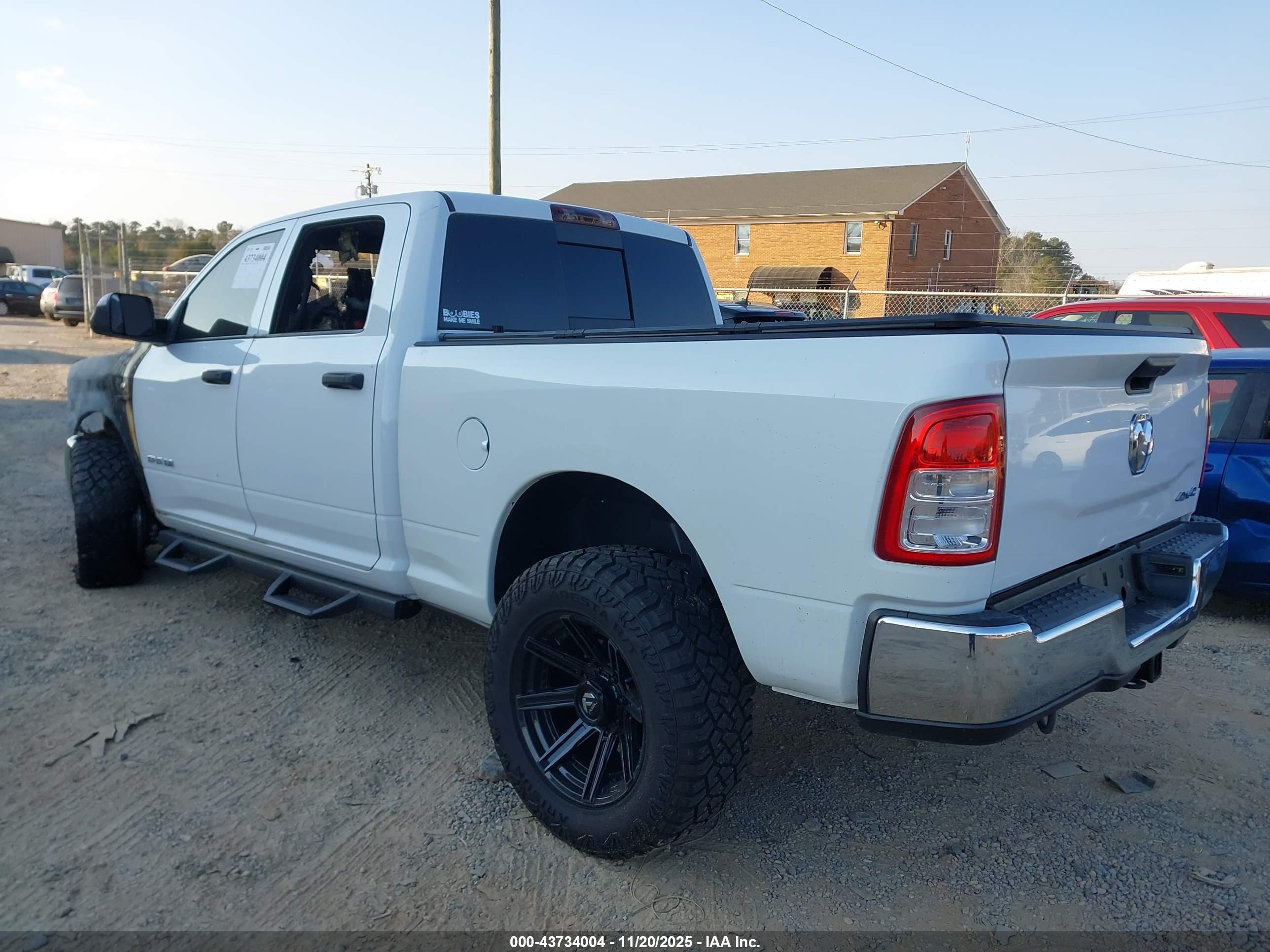 RAM 3500 image 3