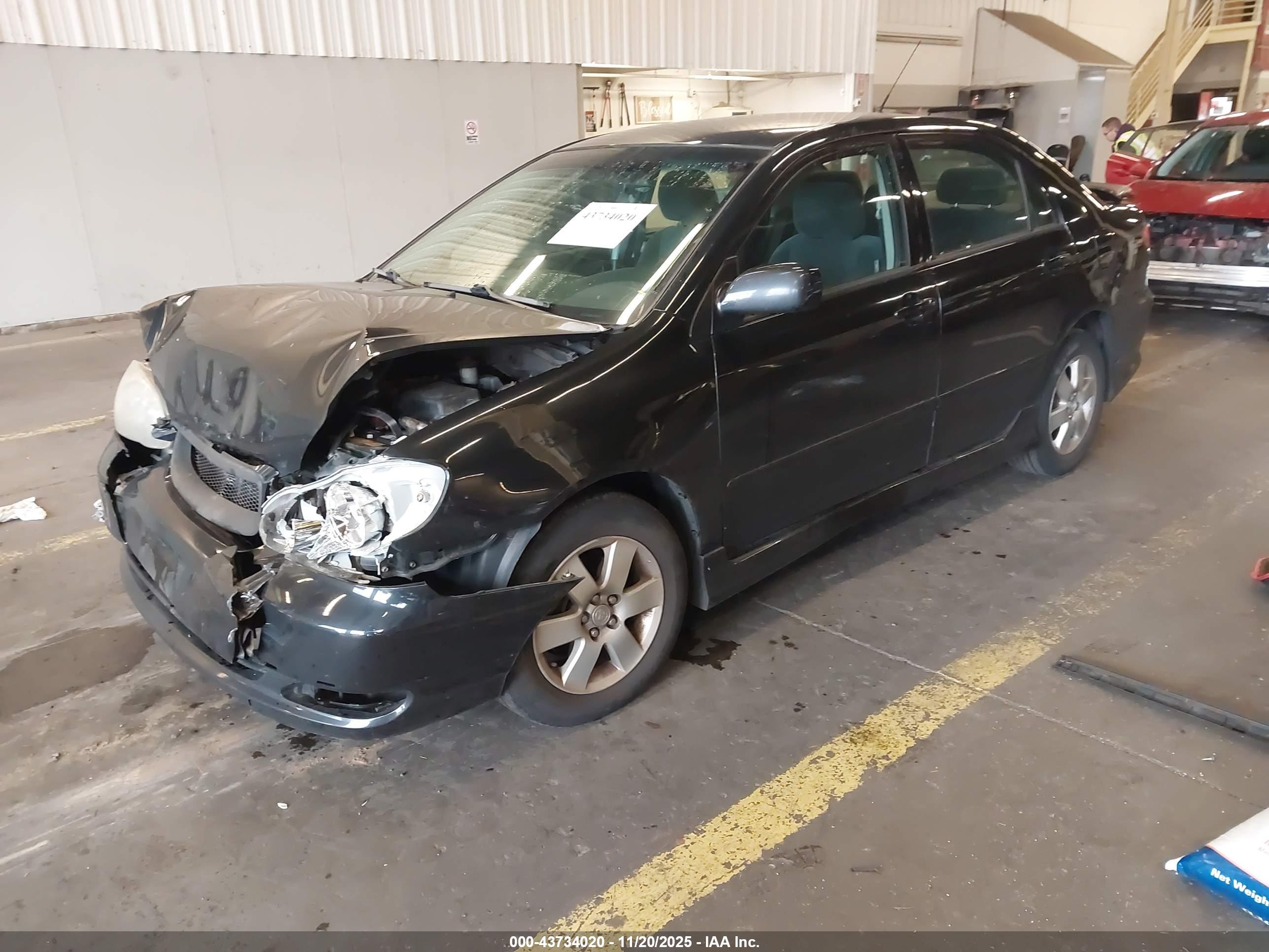 TOYOTA COROLLA image 2