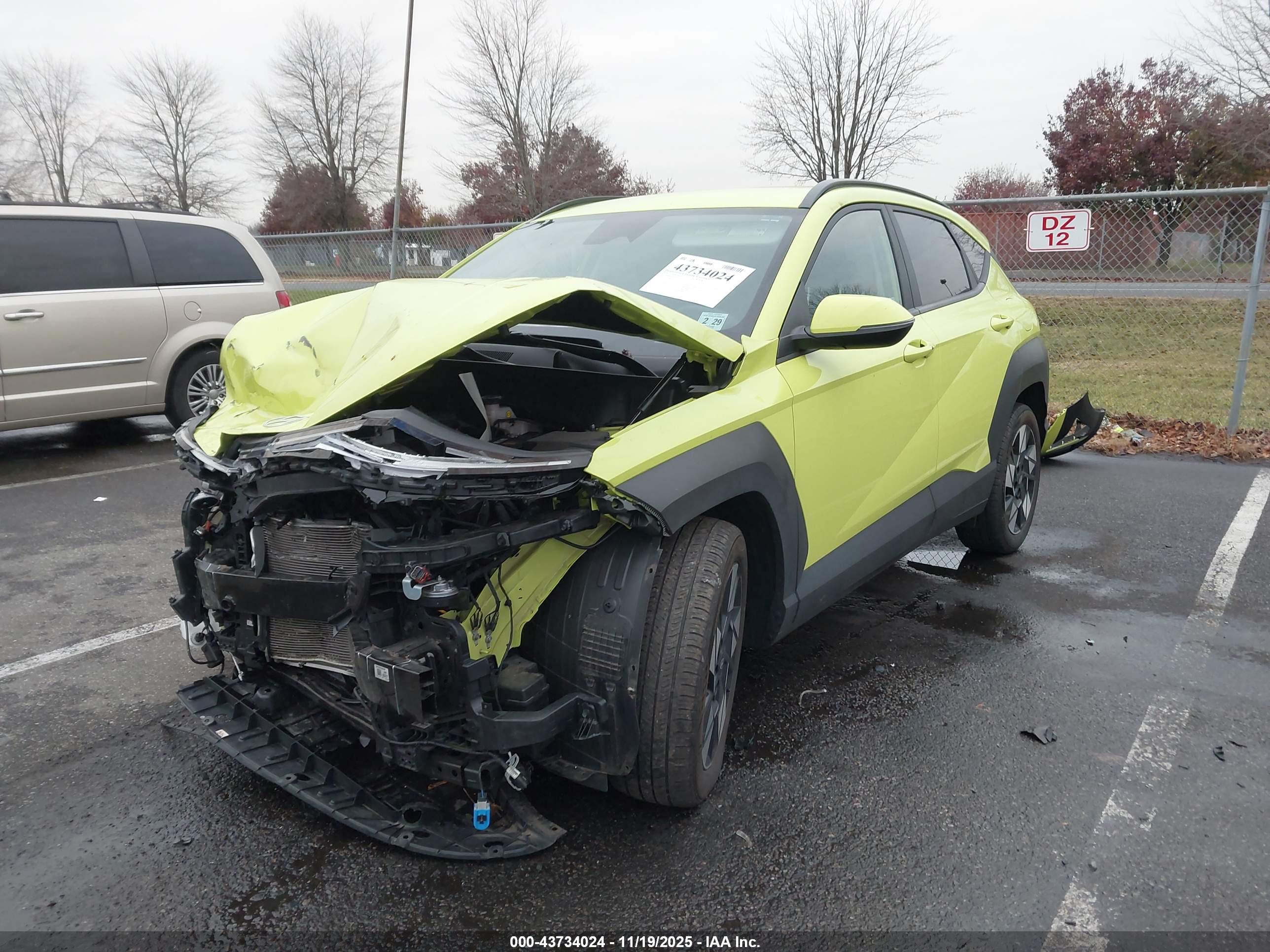 HYUNDAI KONA image 2