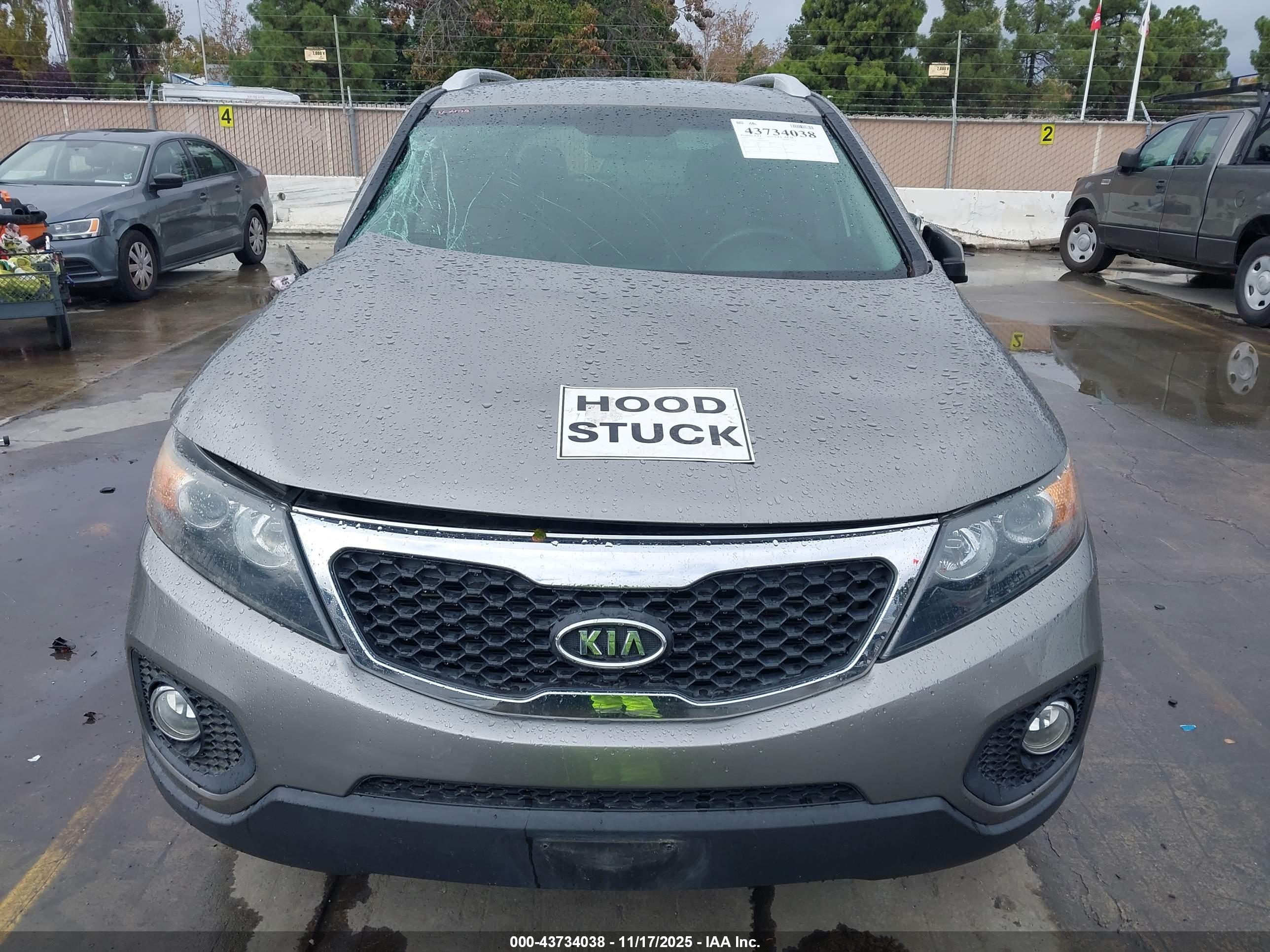 KIA SORENTO image 10