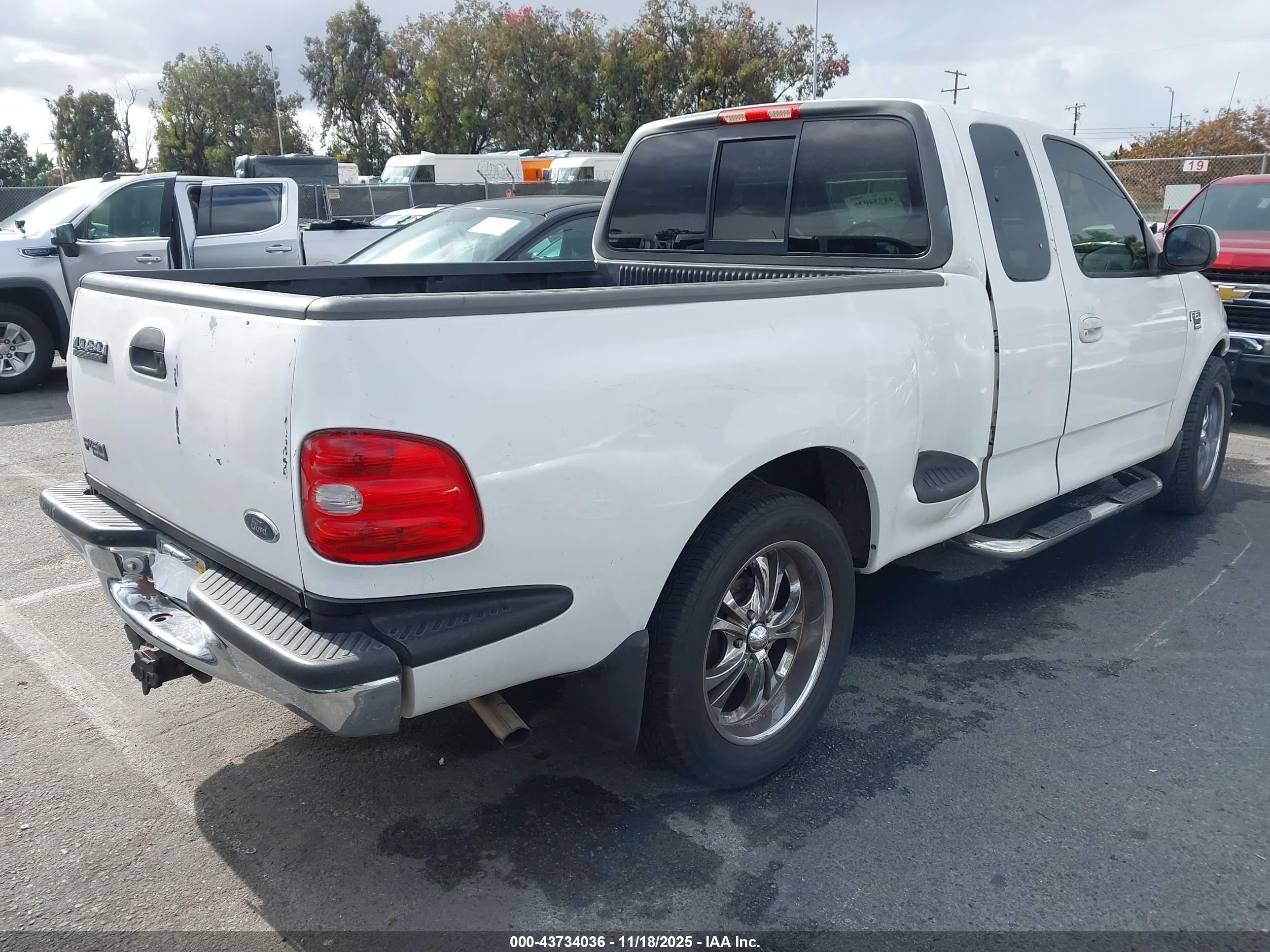 FORD F-150 image 4