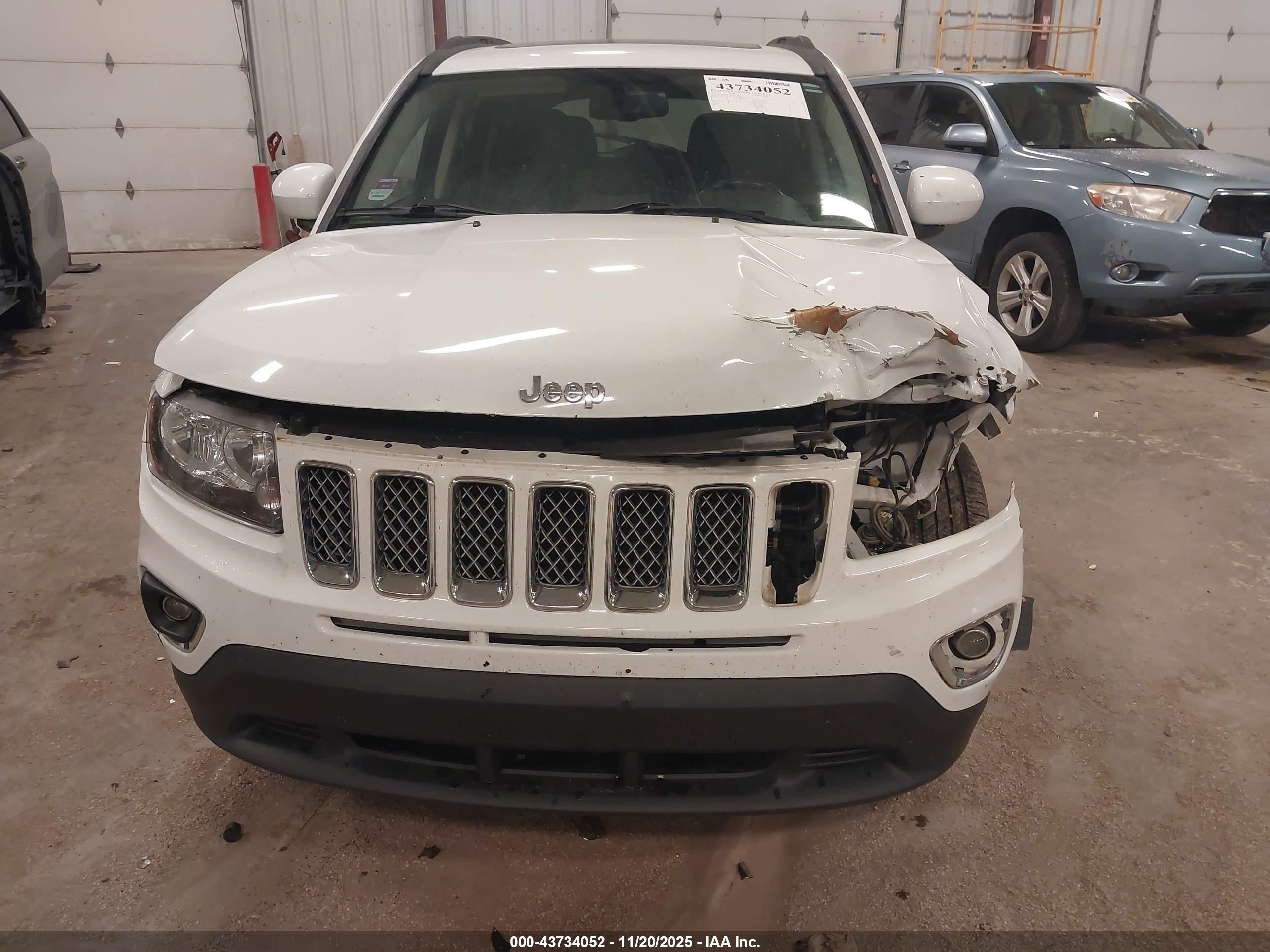 JEEP COMPASS image 6