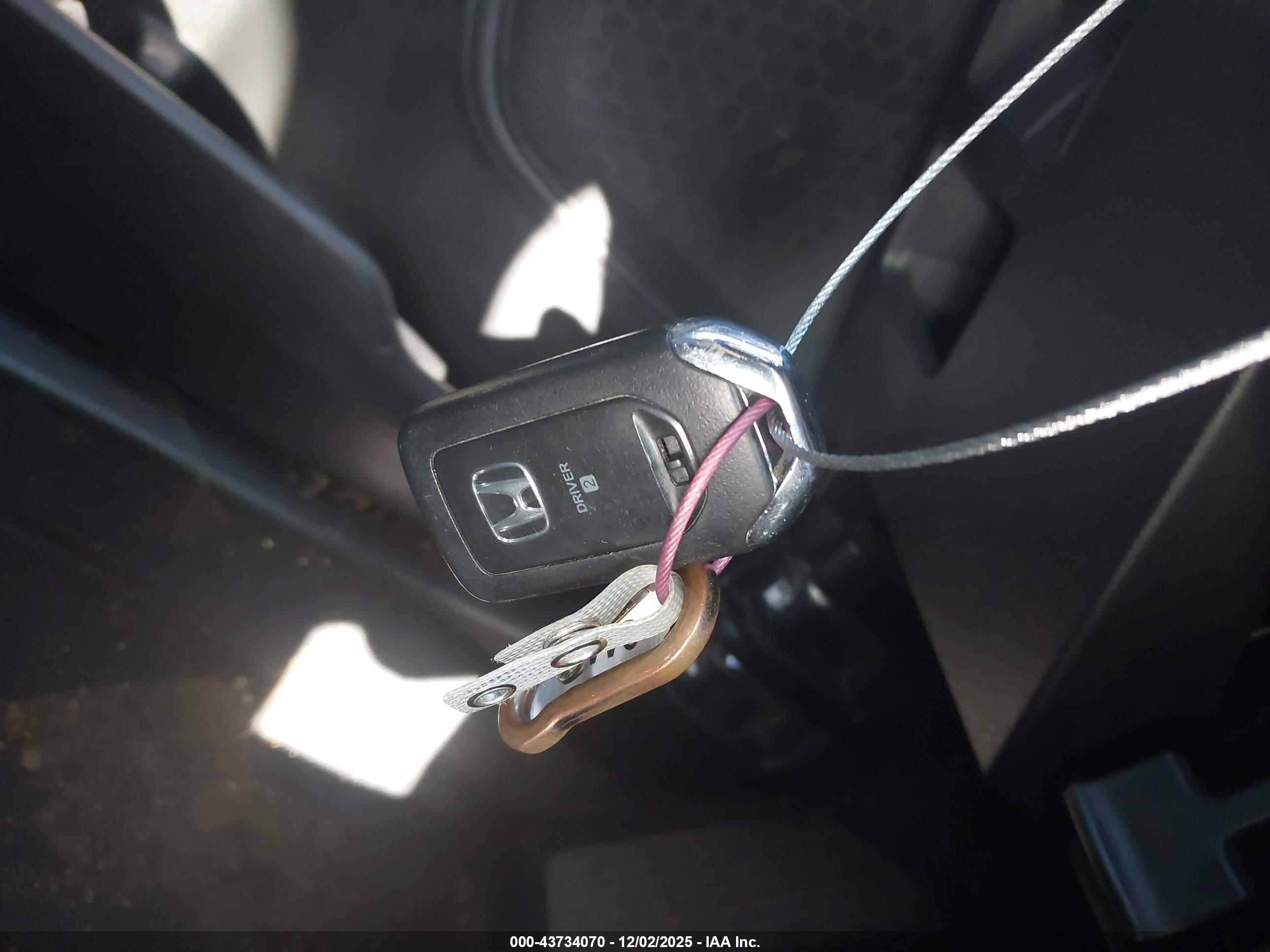HONDA CR-V image 11