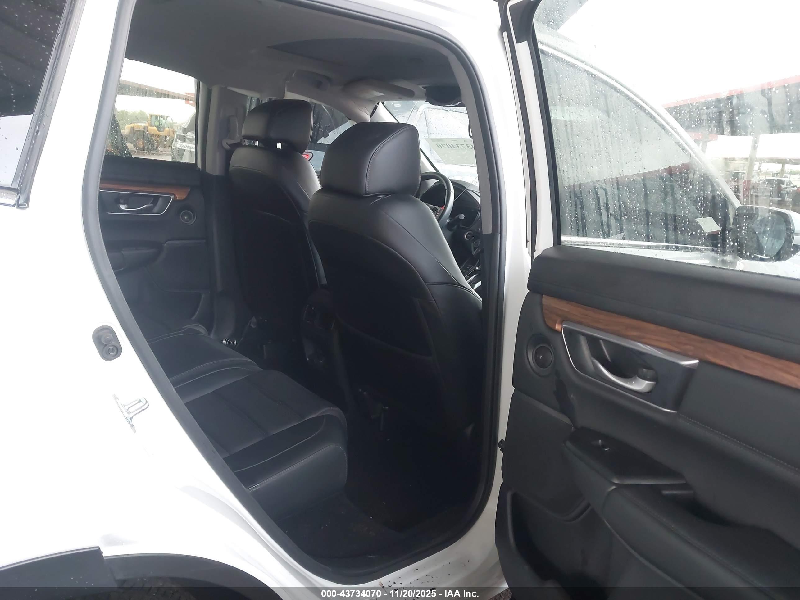 HONDA CR-V image 8
