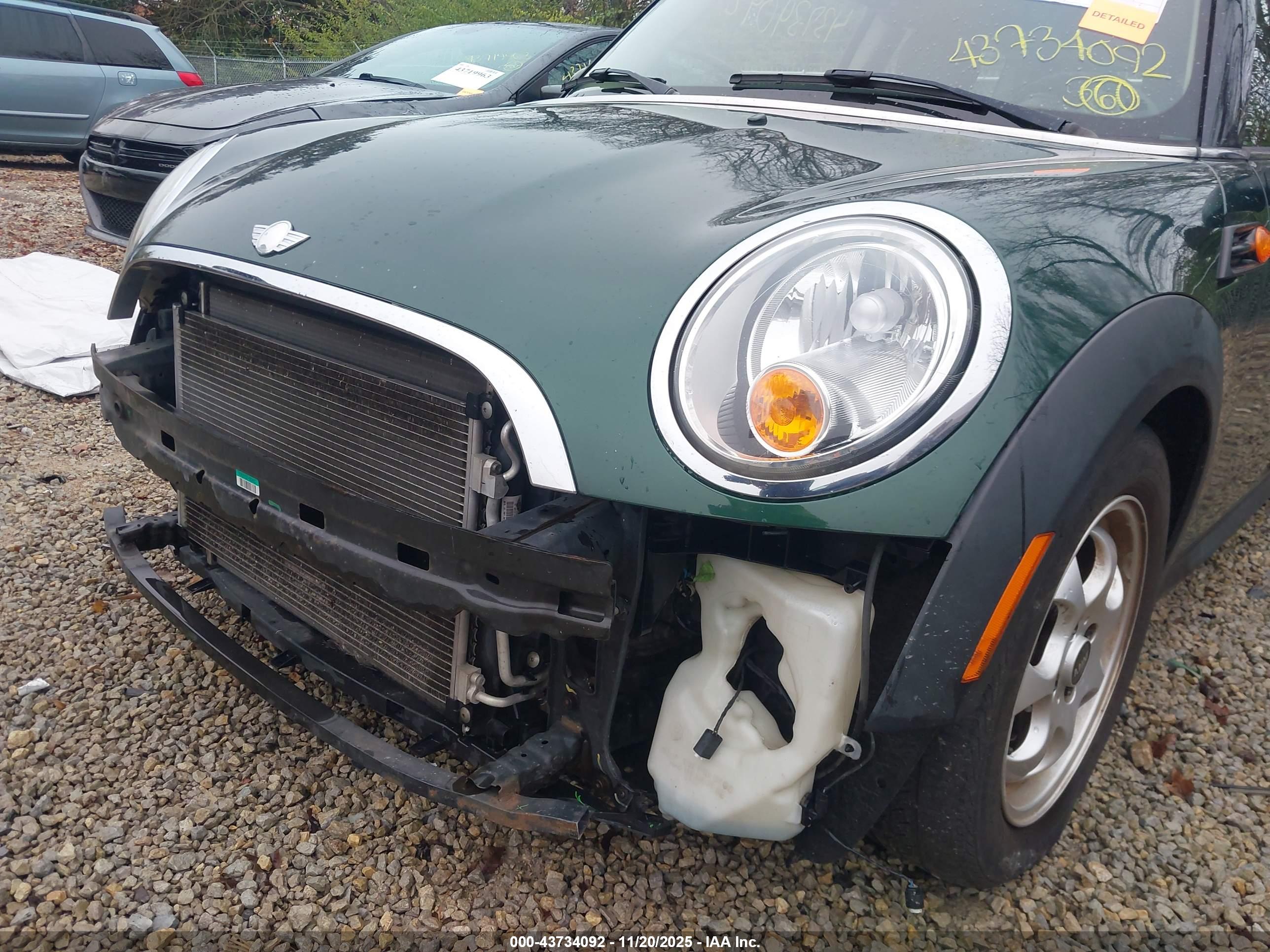 MINI CLUBMAN image 6