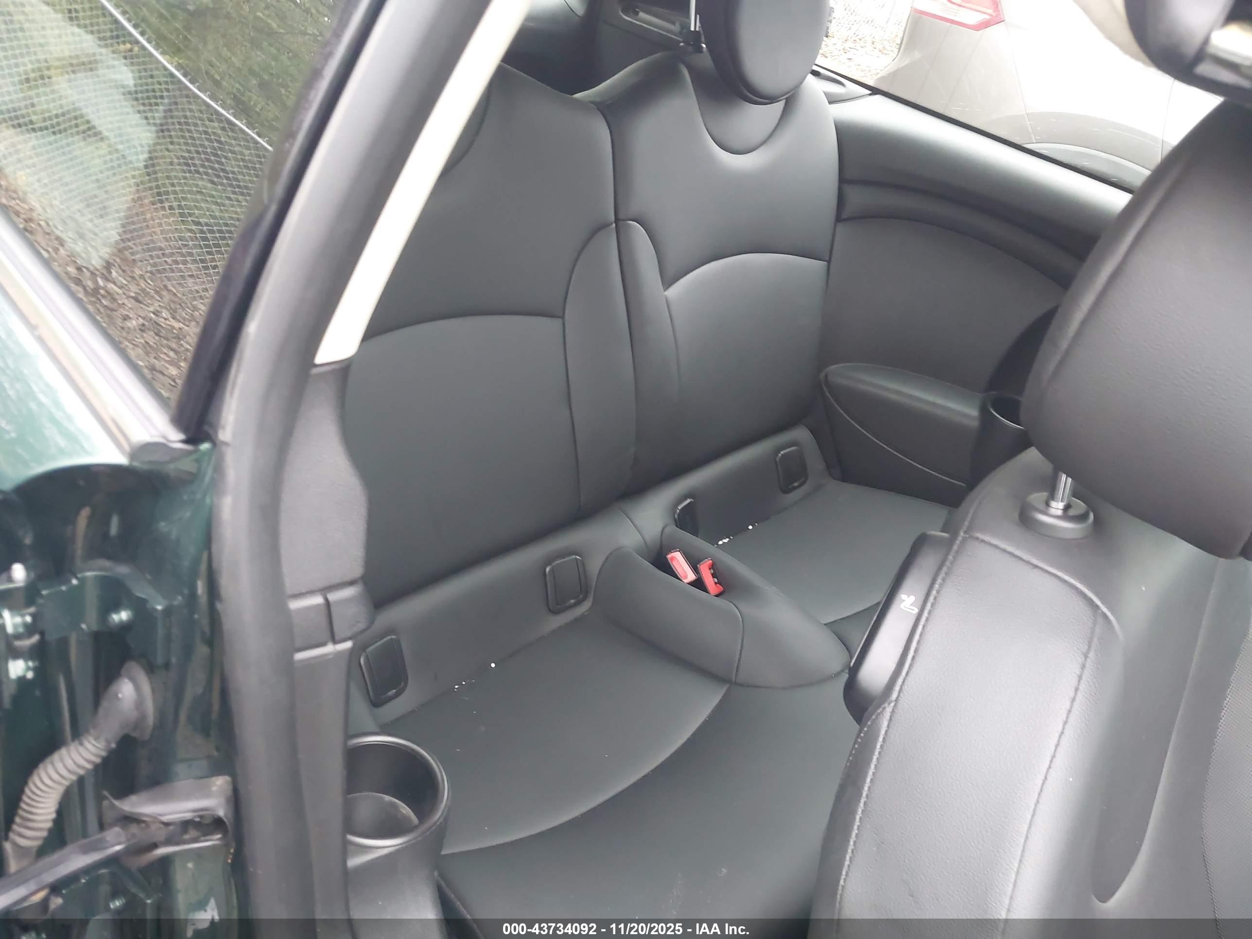 MINI CLUBMAN image 8