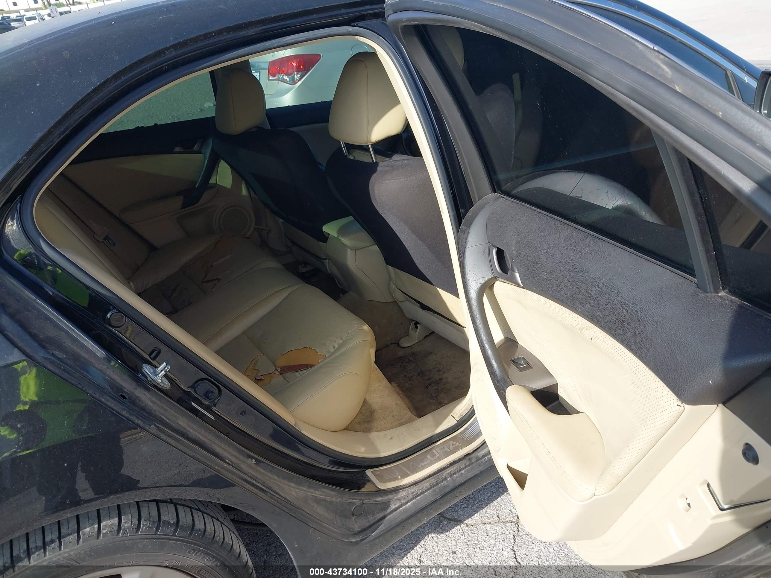 ACURA TSX image 8