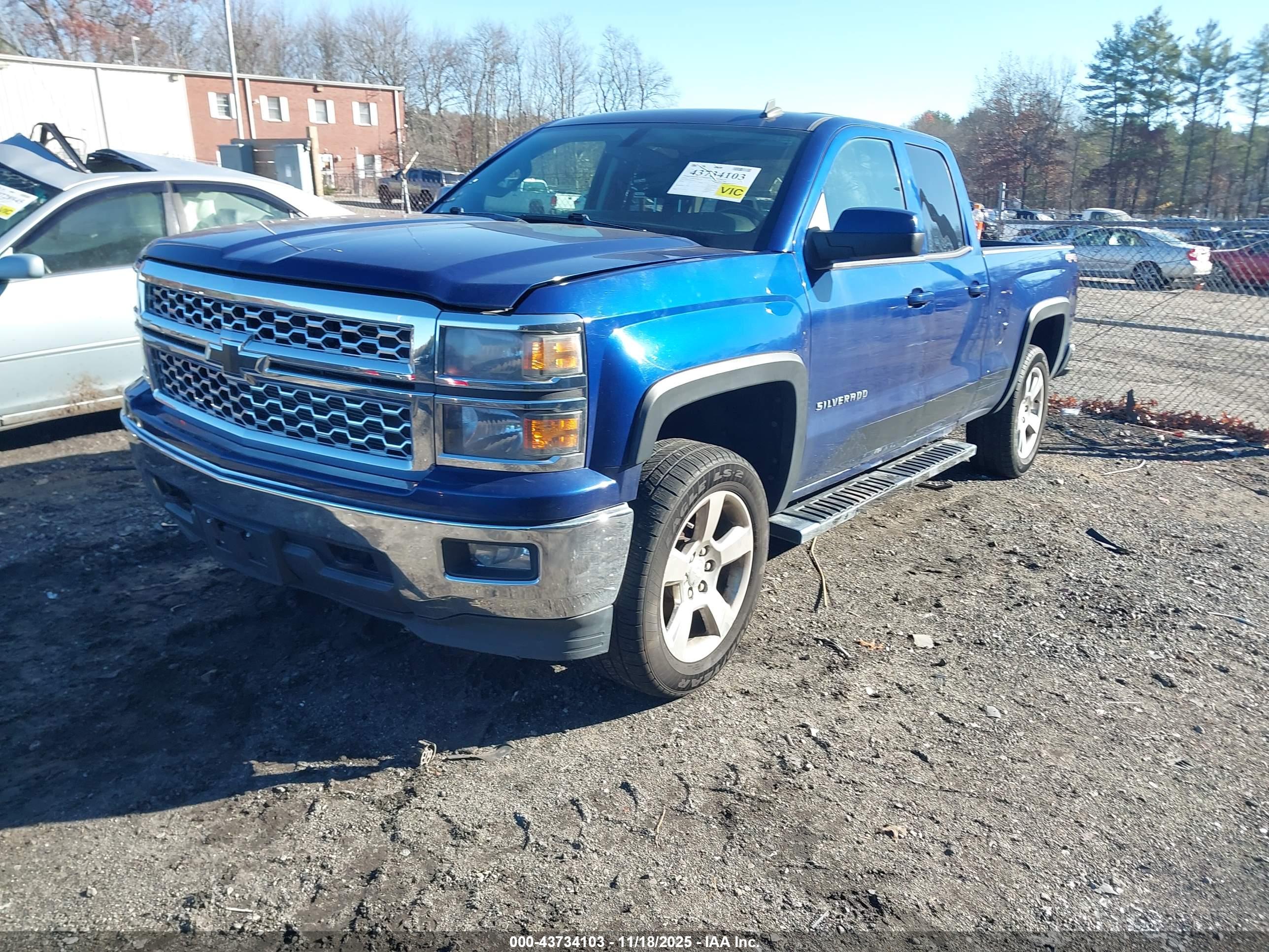 CHEVROLET SILVERADO image 2