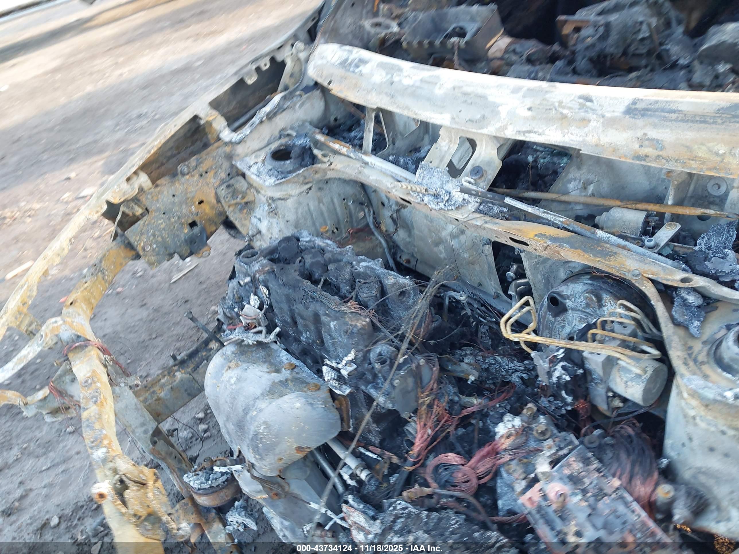 JEEP CHEROKEE image 10