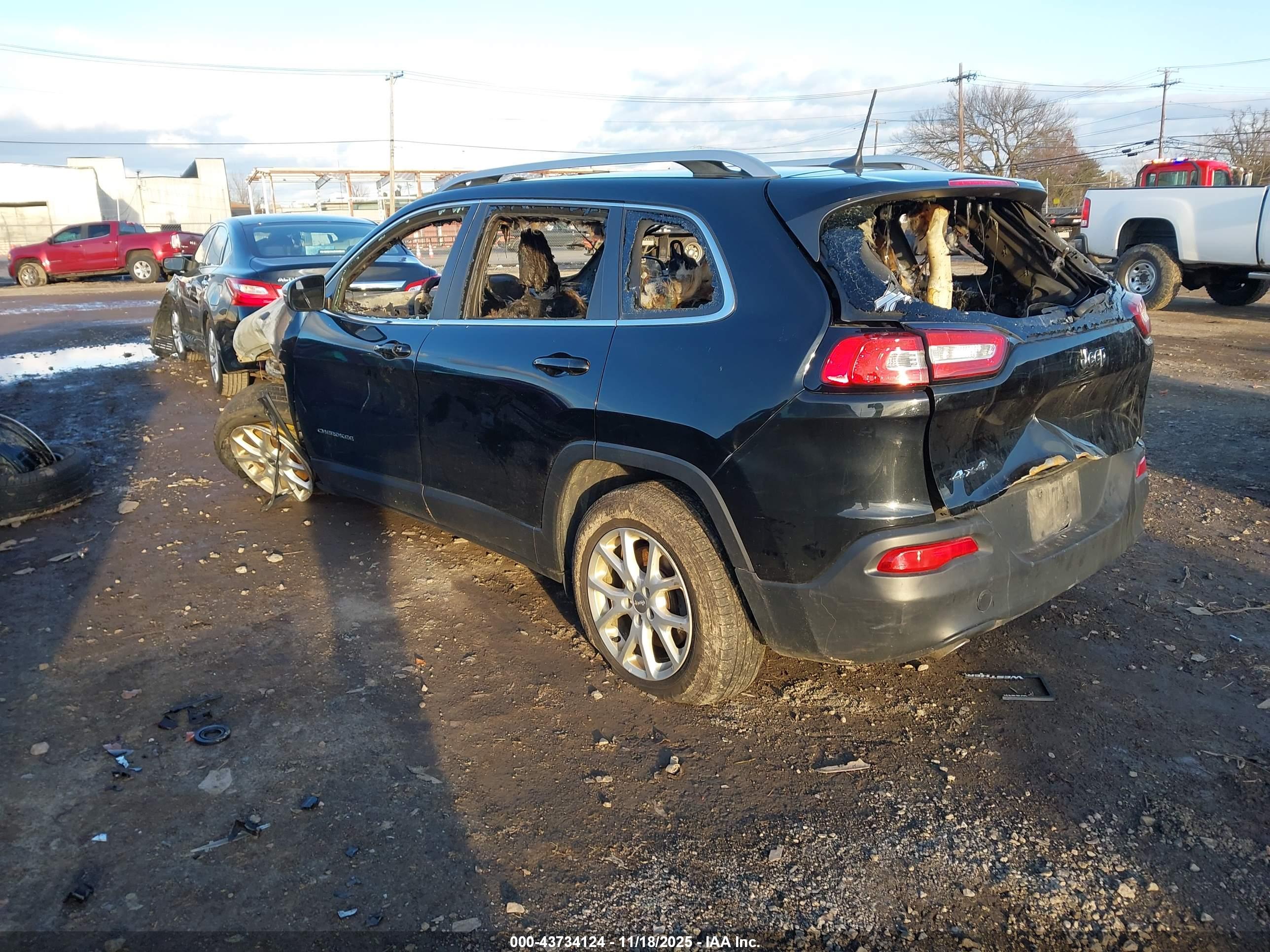 JEEP CHEROKEE image 3