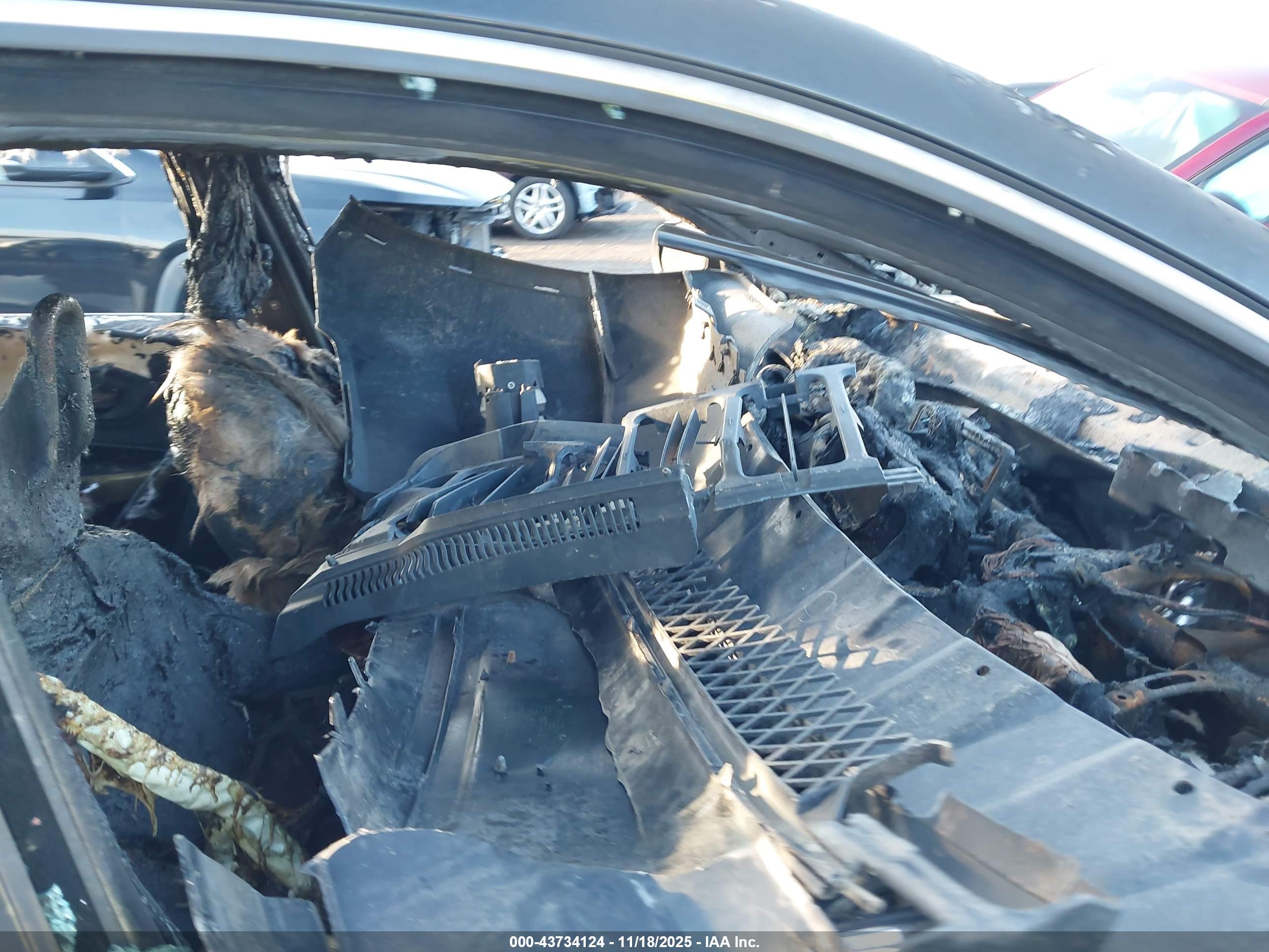 JEEP CHEROKEE image 5