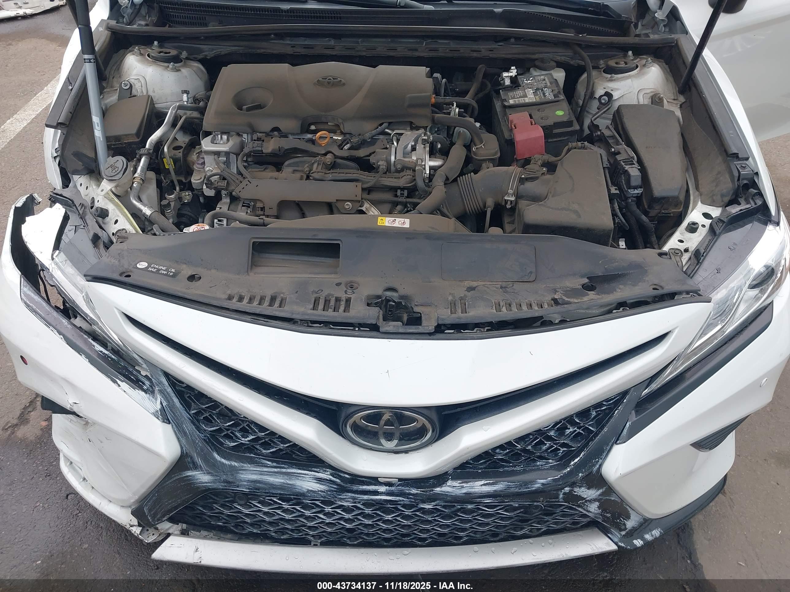 TOYOTA CAMRY image 10