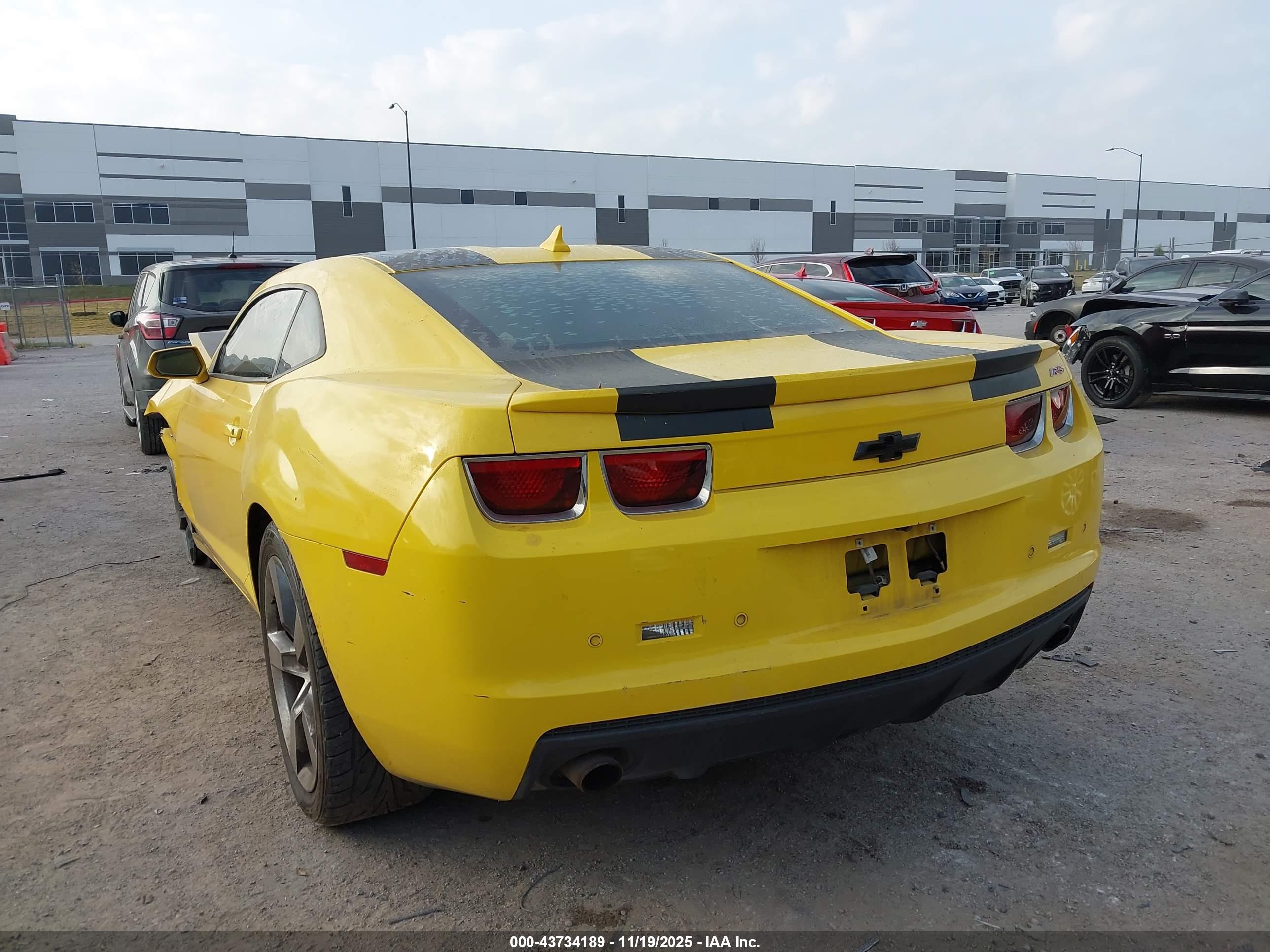 CHEVROLET CAMARO image 3