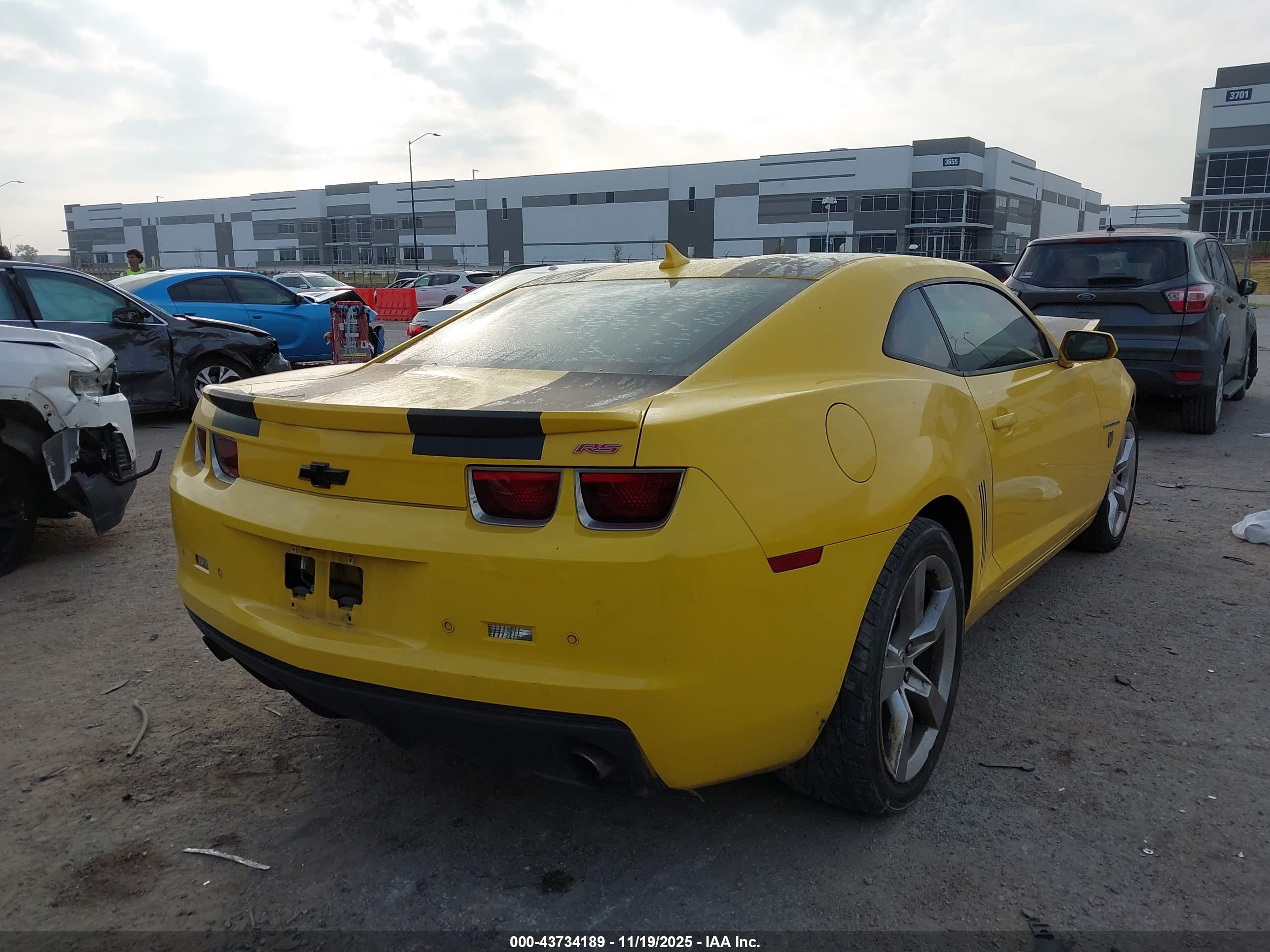 CHEVROLET CAMARO image 4