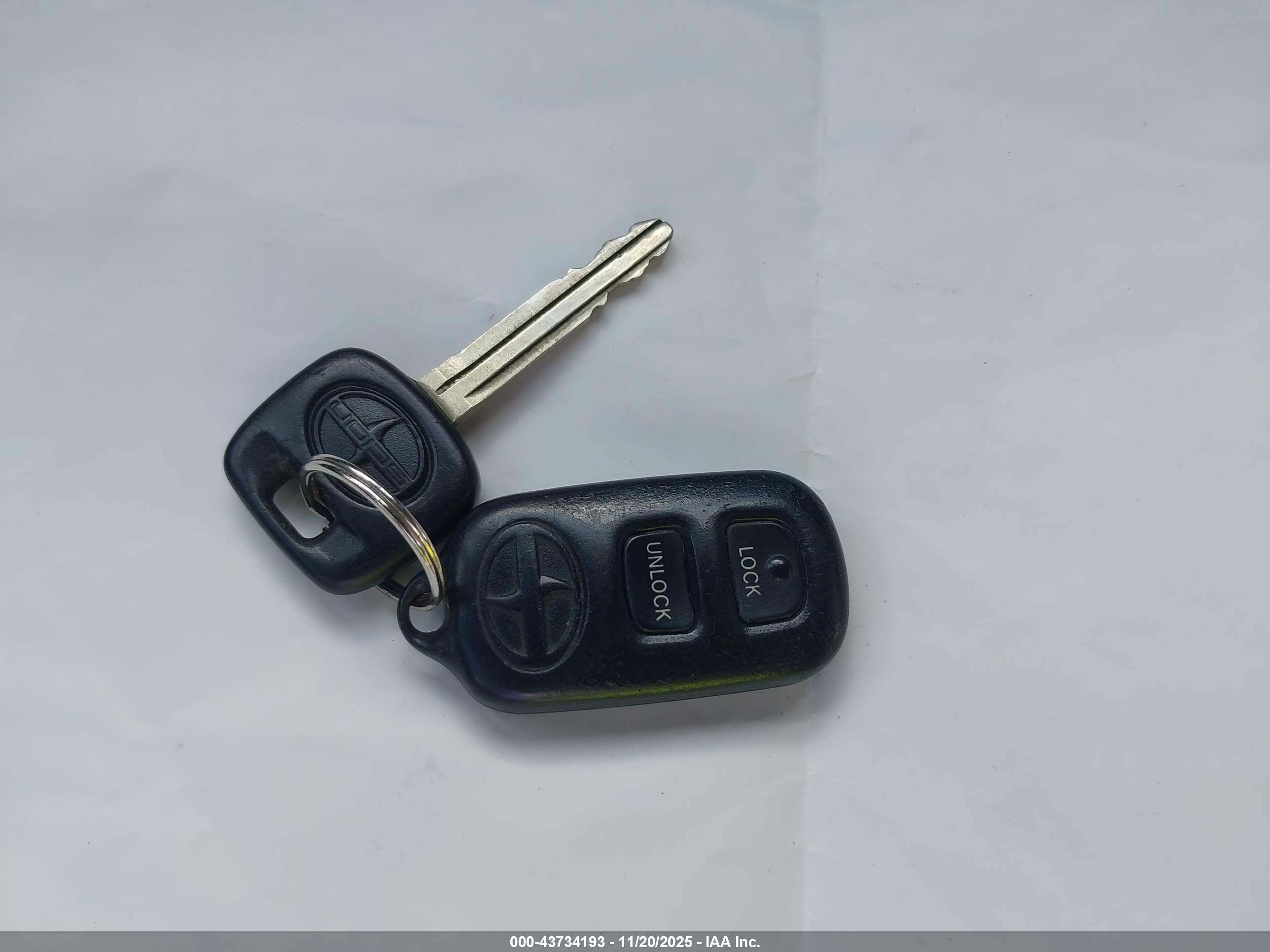 SCION XB image 11