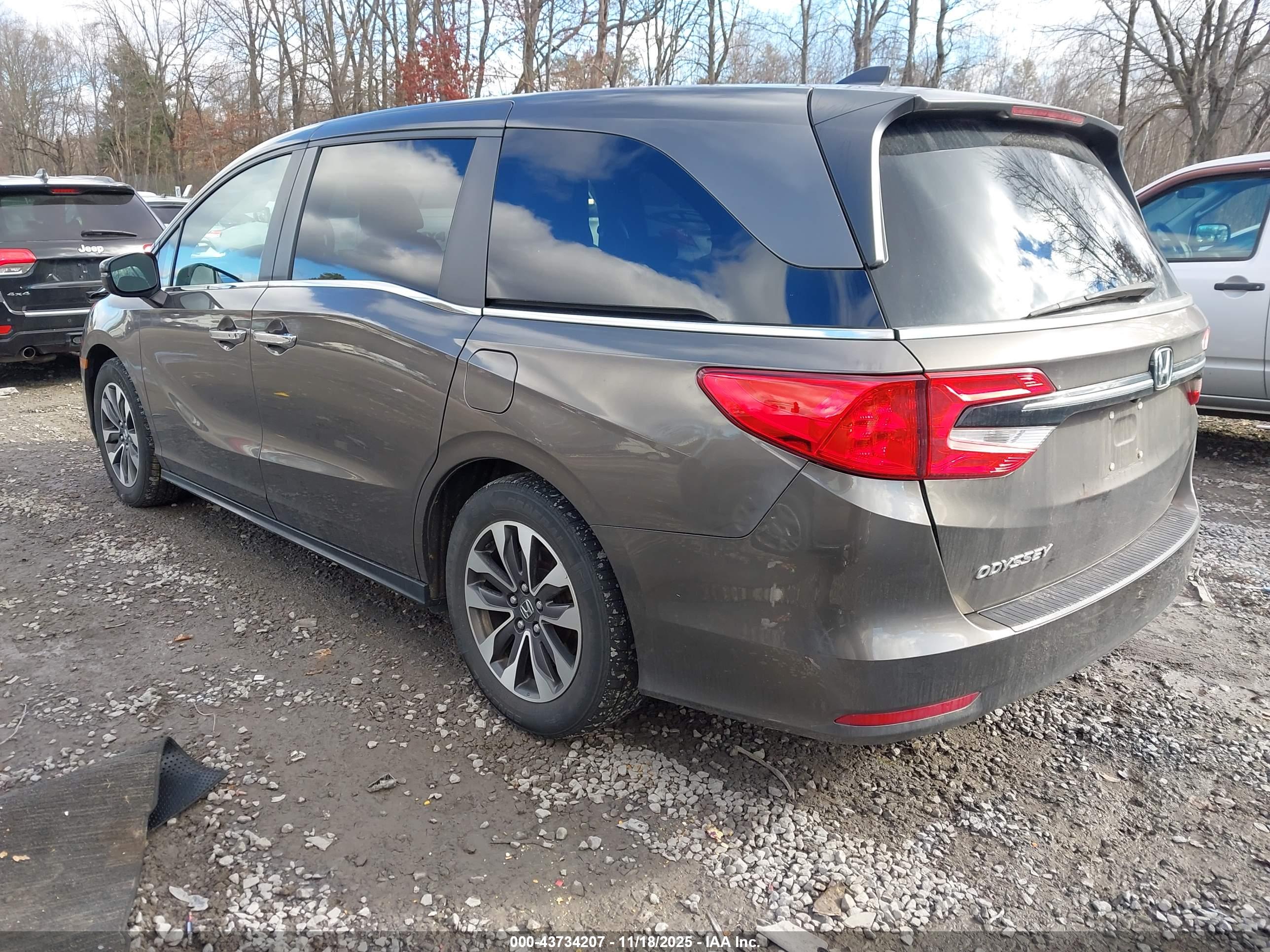 HONDA ODYSSEY image 3