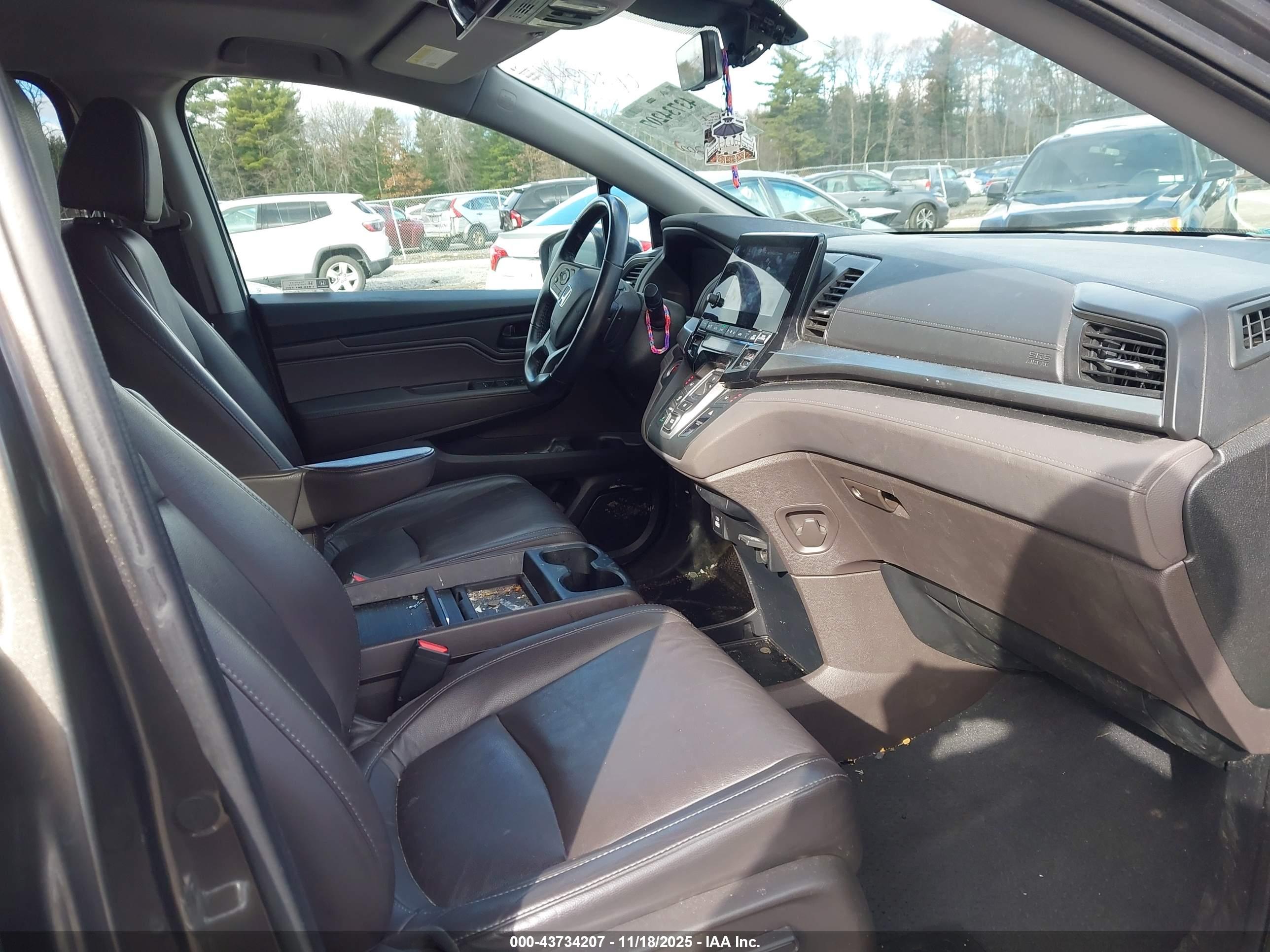 HONDA ODYSSEY image 5