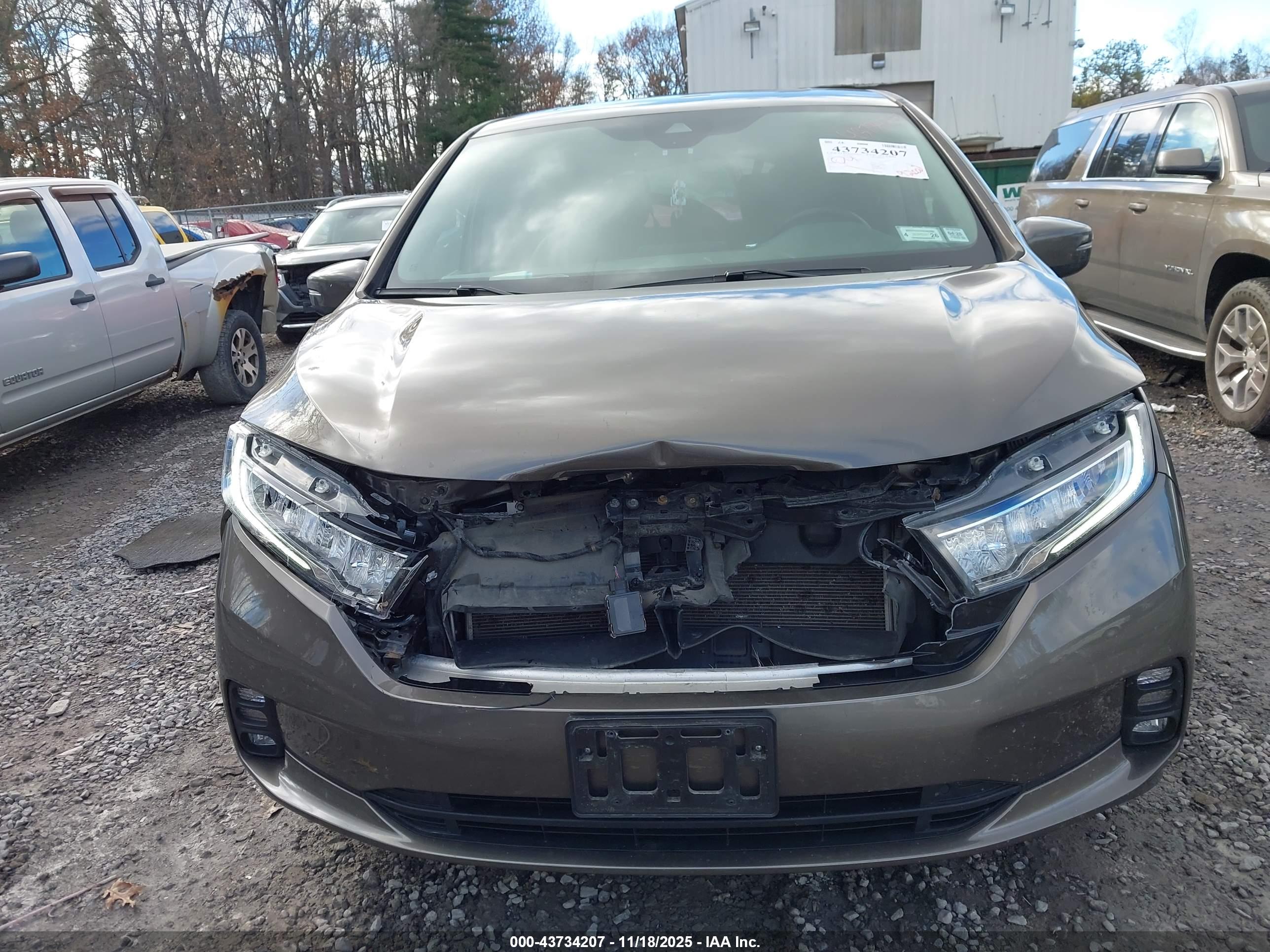 HONDA ODYSSEY image 6