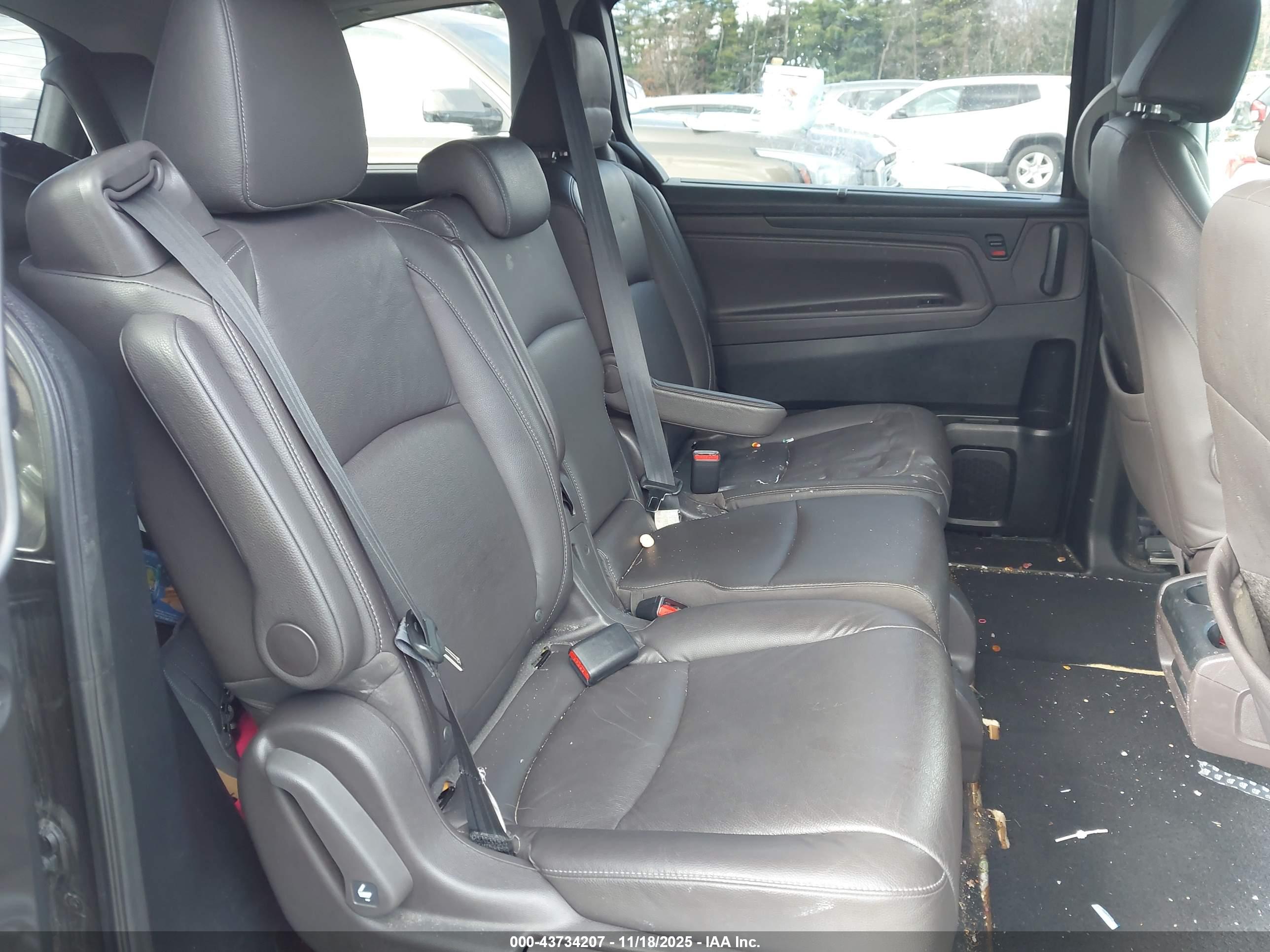HONDA ODYSSEY image 8