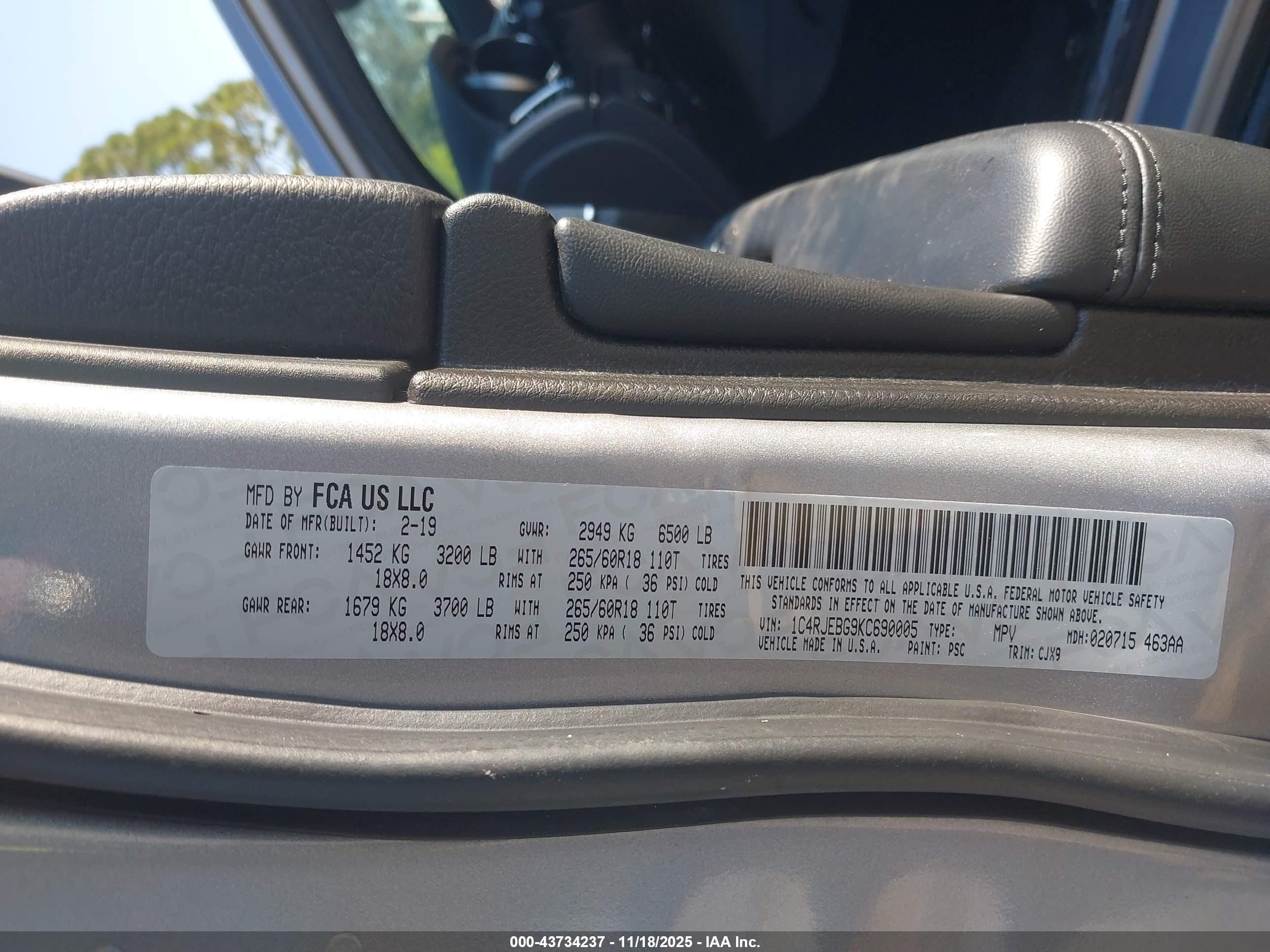 JEEP GRAND image 9