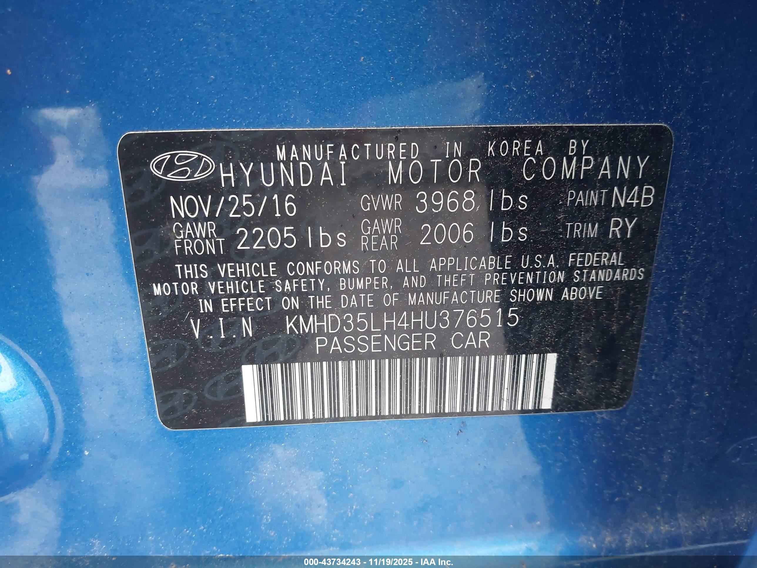 HYUNDAI ELANTRA image 9
