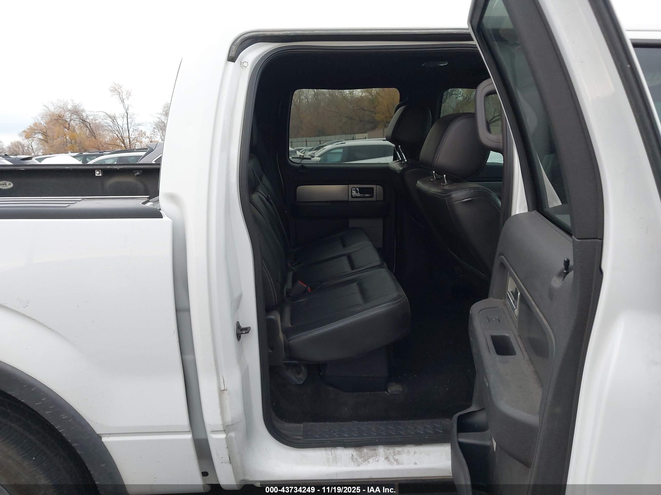 FORD F-150 image 8