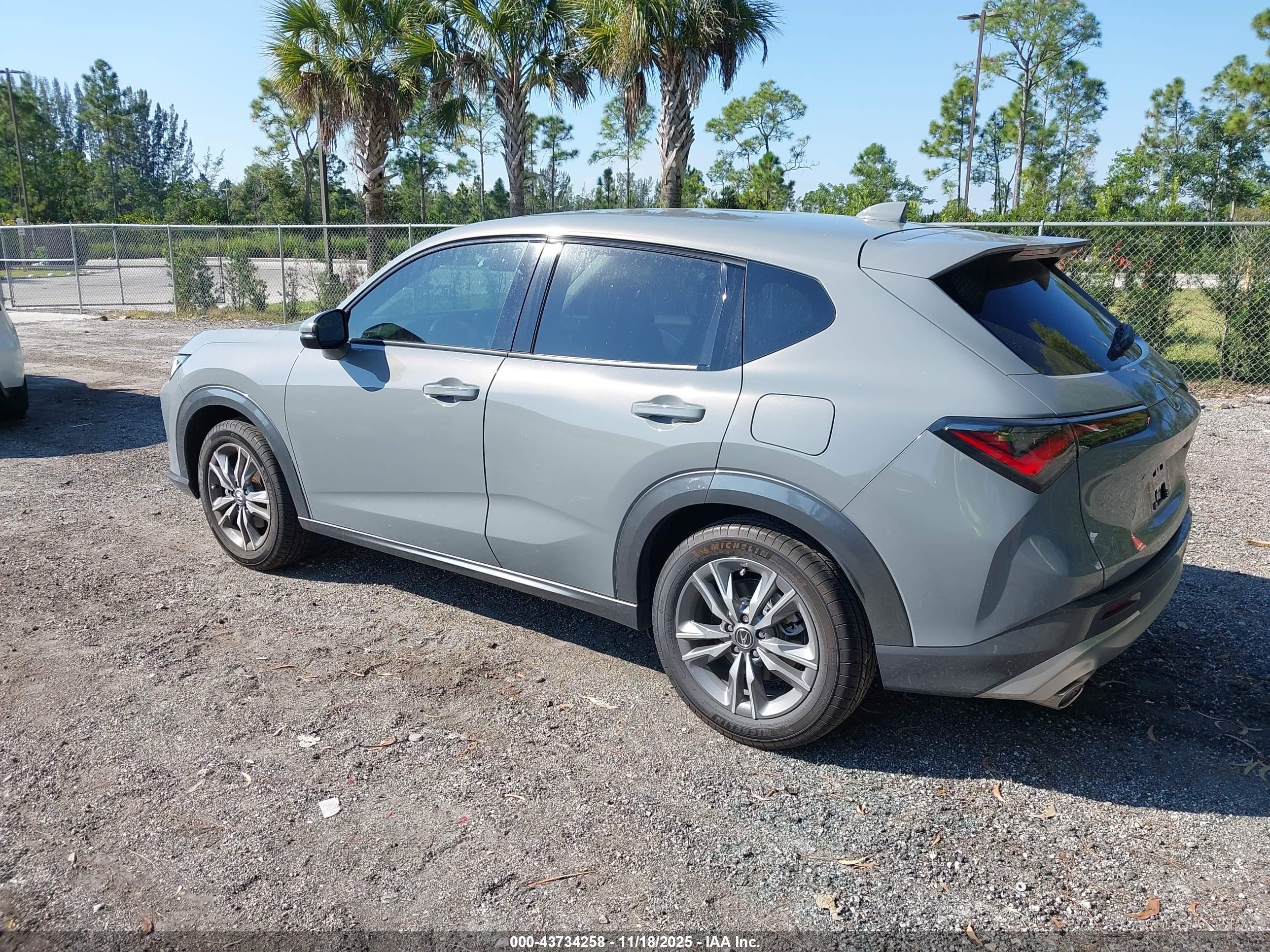 ACURA ADX image 3