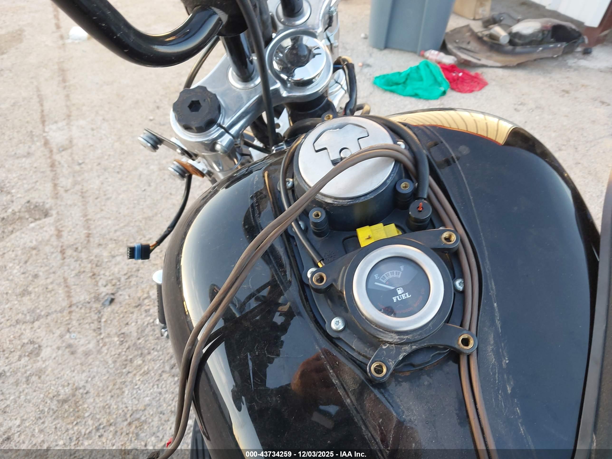 HARLEY-DAVIDSON FXD image 11