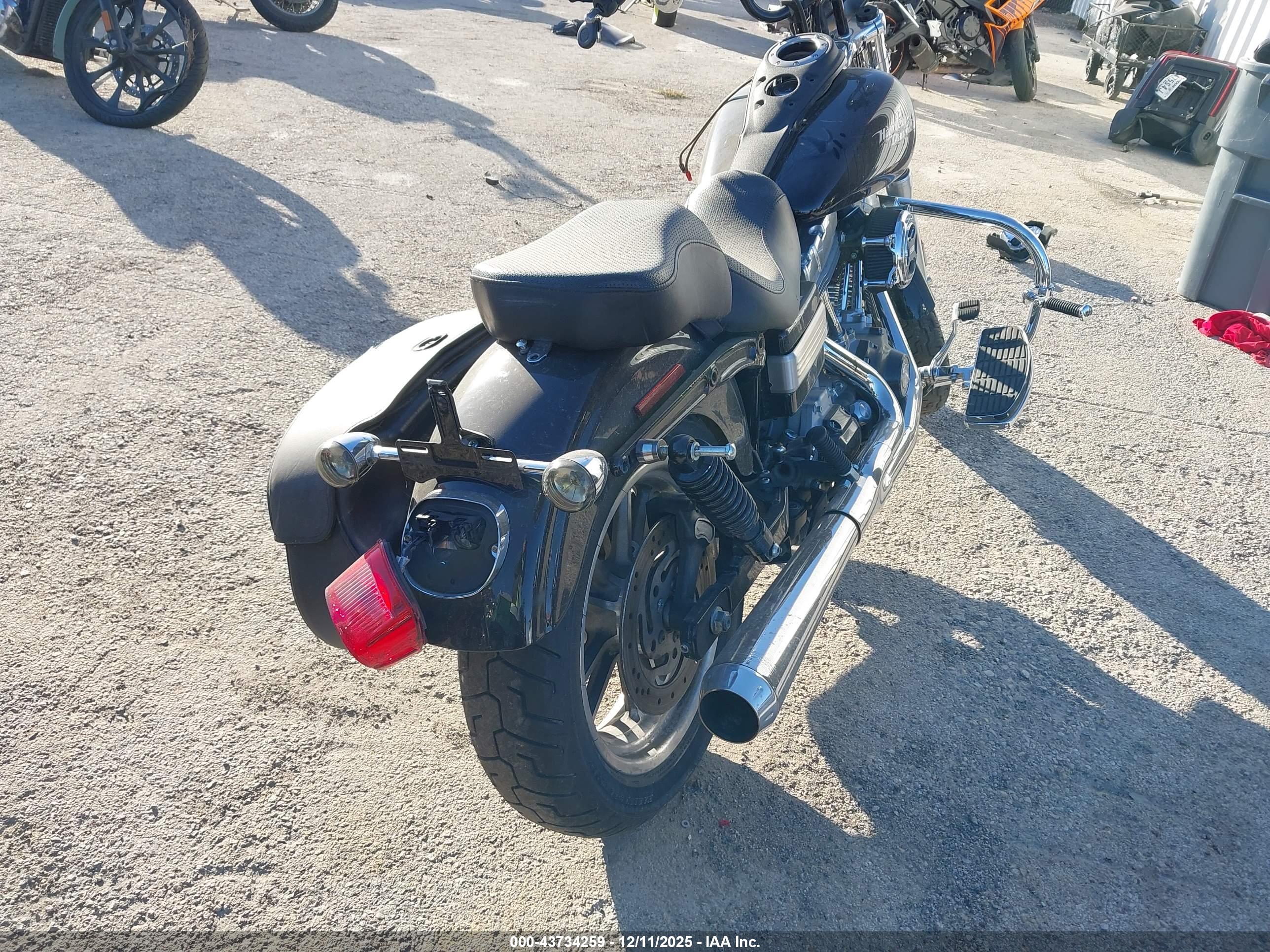 HARLEY-DAVIDSON FXD image 4